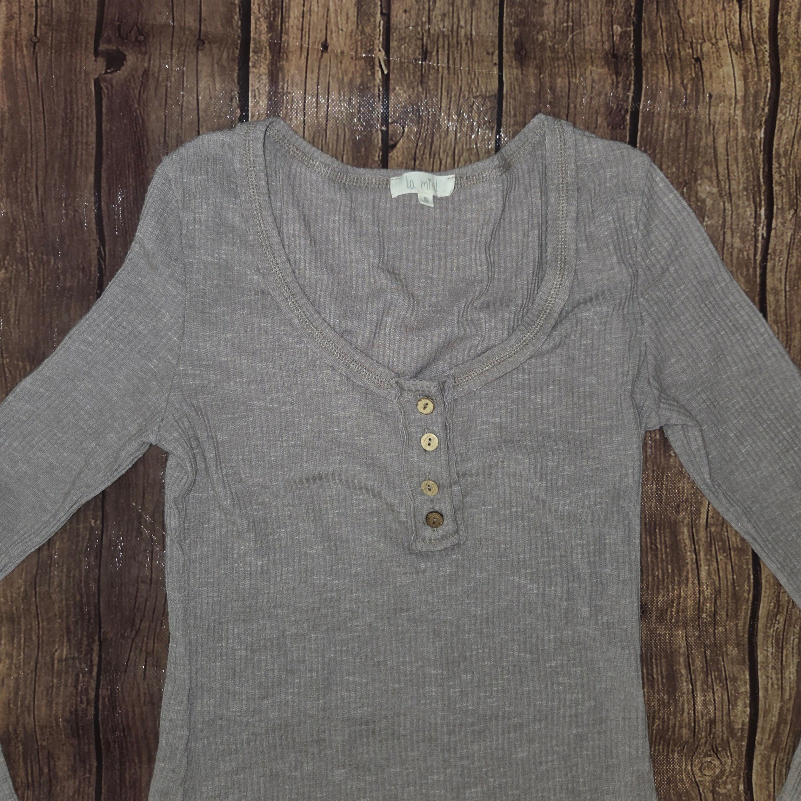 La Miel Womens Small Taupe Brown Ribbed Knit Henley Top Button Cuff Bella Swan