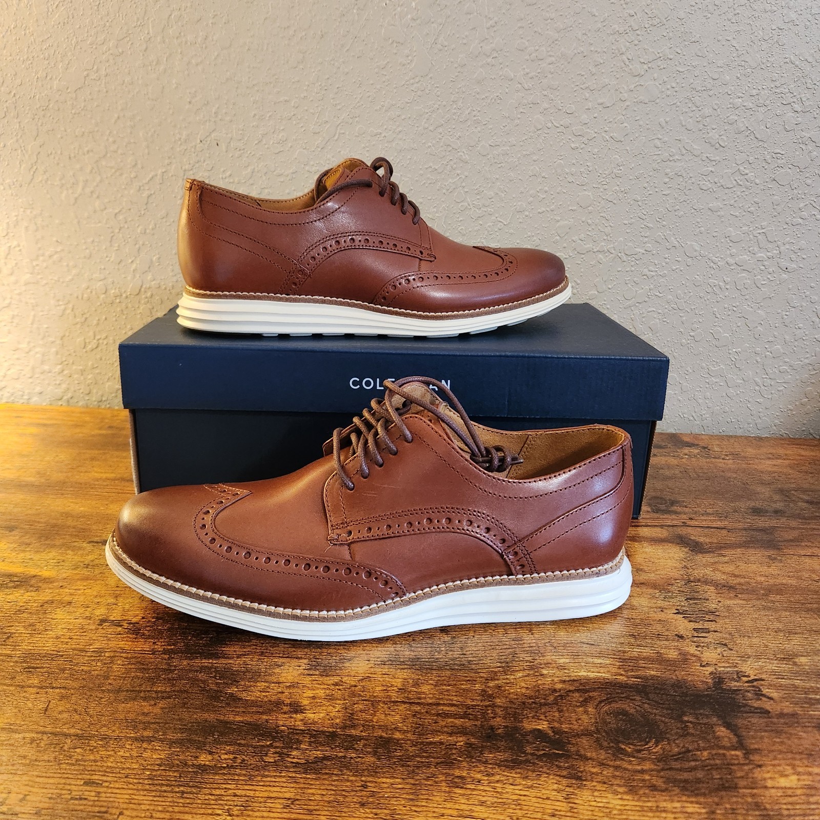 NEW Cole Haan Original Grand Wingtip Oxford Shoes Men’s 9 Brown Woodbury Ivory