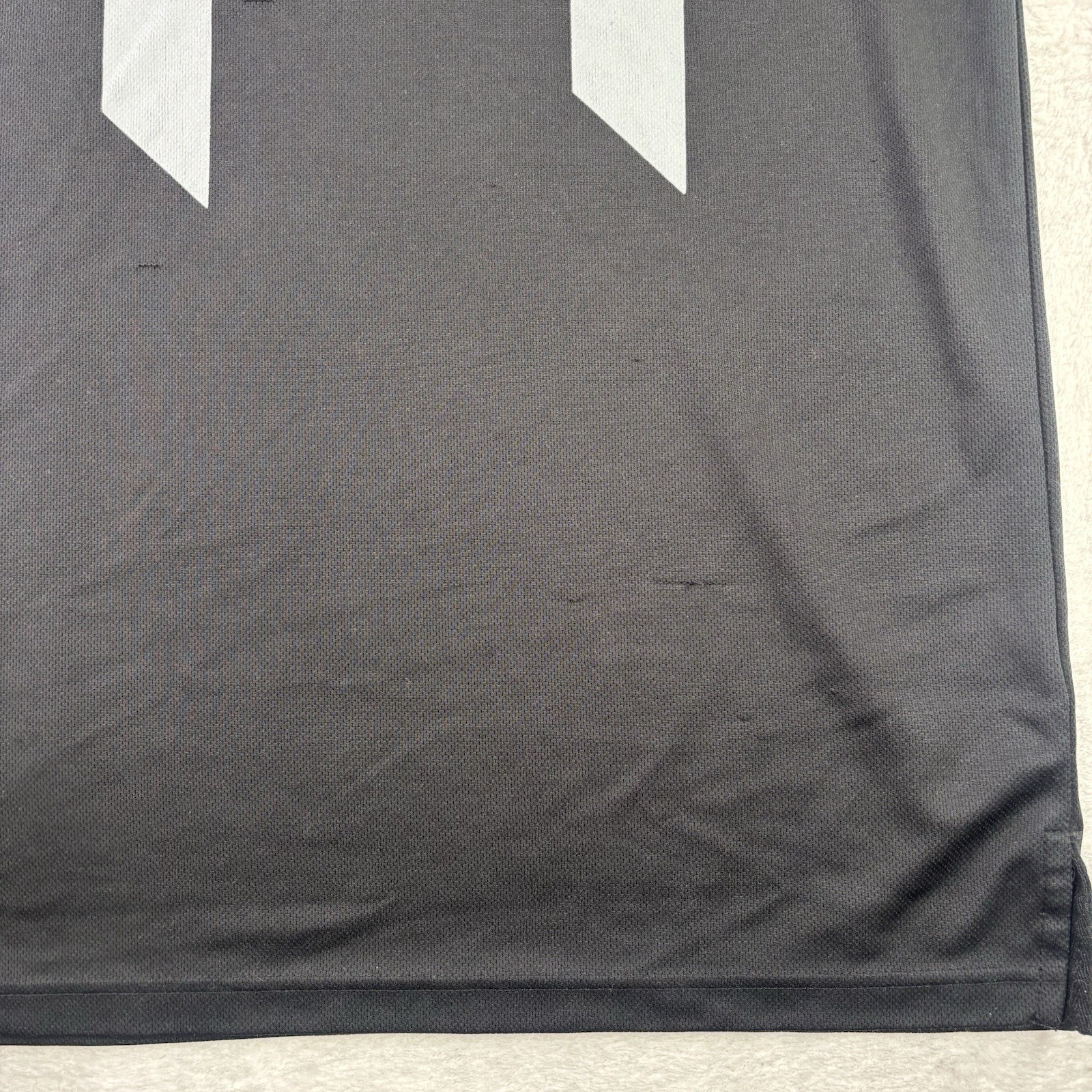 Star Wars Darth Vader #77 Black Grey Jersey Men’s XL Distressed