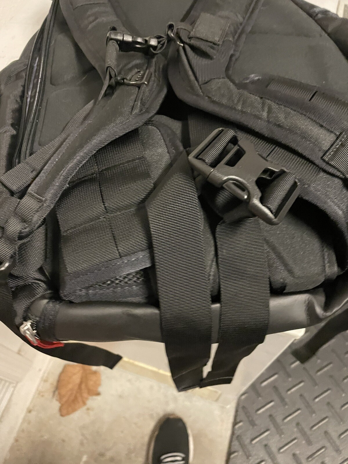 Oakley Kitchen Sink AP Tactical Black Bag