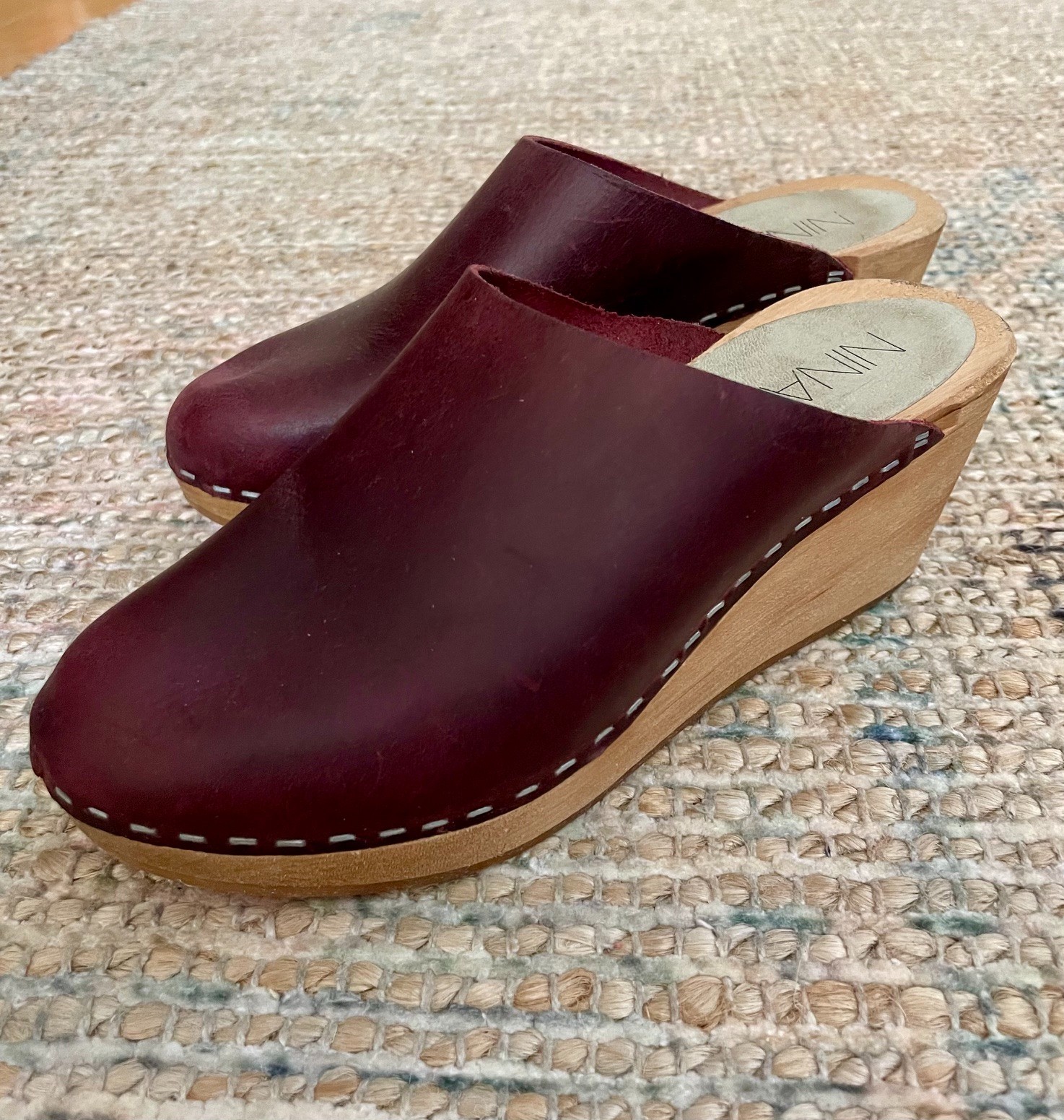 Nina Z Women’s Maroon Leather Closed Toe Slipon Wooden Wedge Clog Sandal 36 US 6
