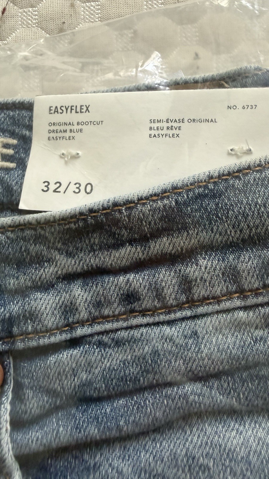American Eagle Men’s Bootcut Jeans Blue Light Wash Solid Denim New w/ Tags