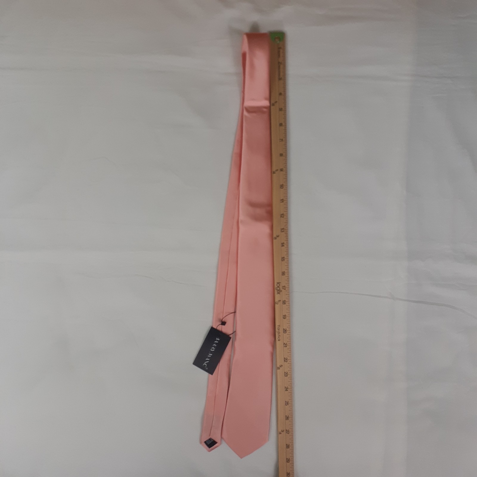 Barry Wang 100% Silk Mens Tie Pink Hand Tailored Italy Classic New Tags Necktie