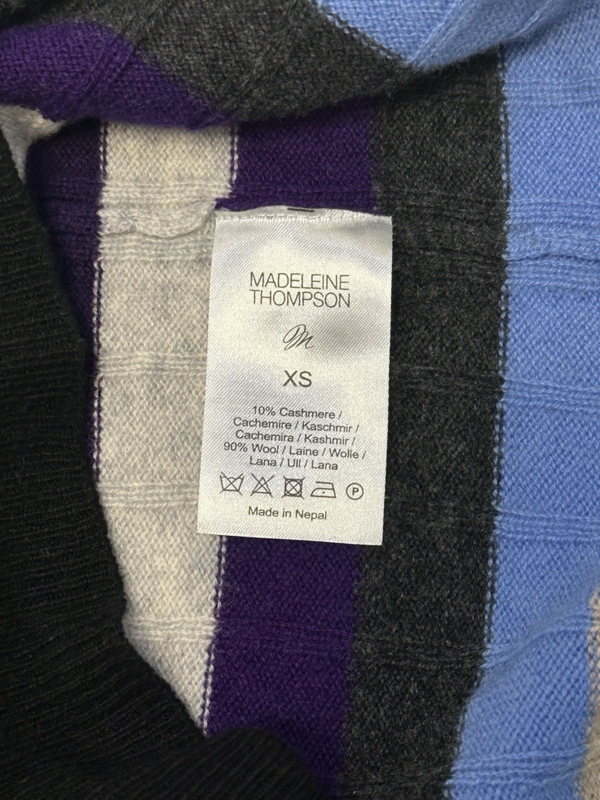 MADELEINE THOMPSON Women Elegant Striped Sweater Top Cashmere Wool XS