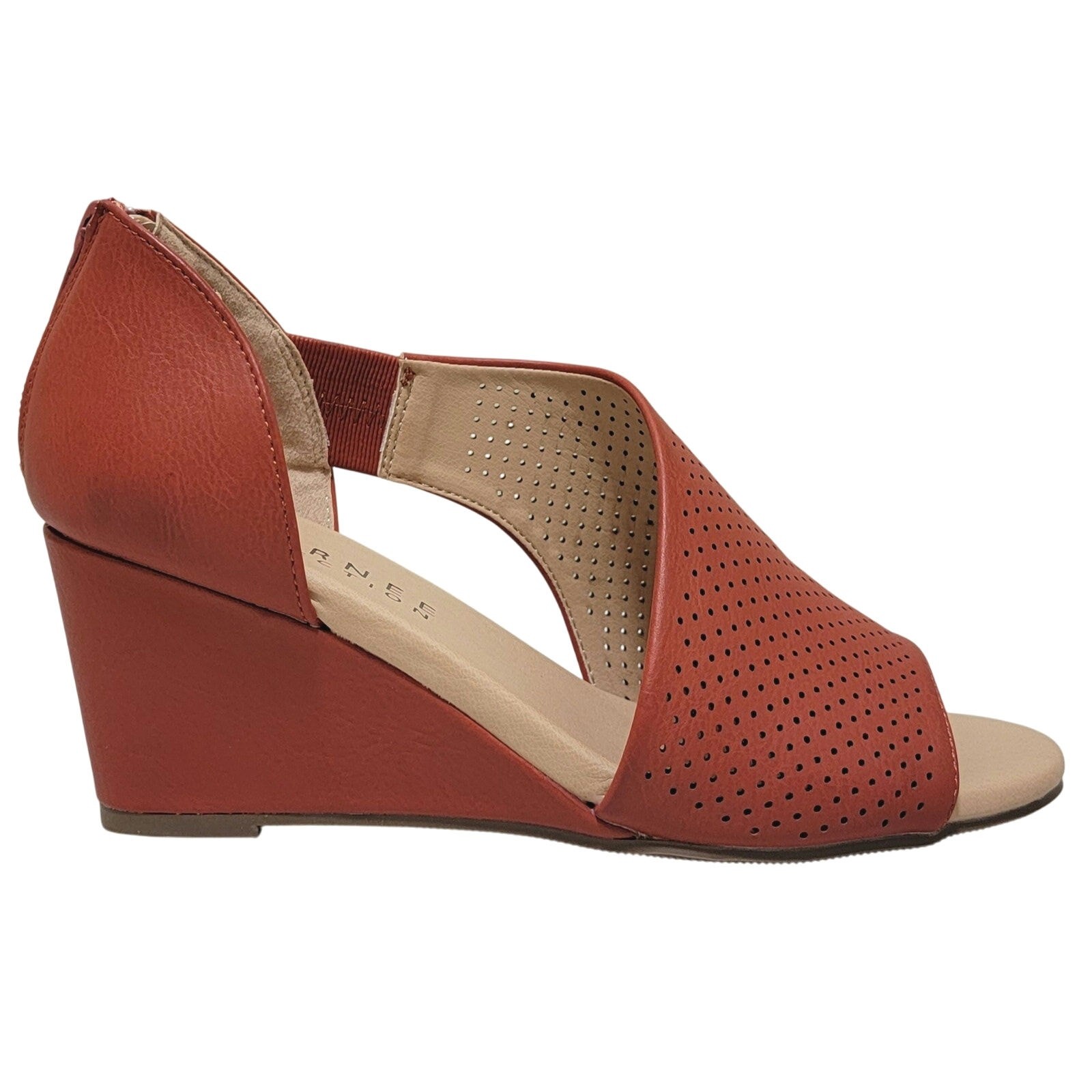 Journee Collection Women Aretha Wedge Heel D’orsay Pumps Size US 5.5W Rust Red