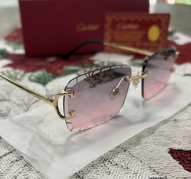 Cartier Big C Diamond Cut Frameless Pink/Grey Lens Gold Frame