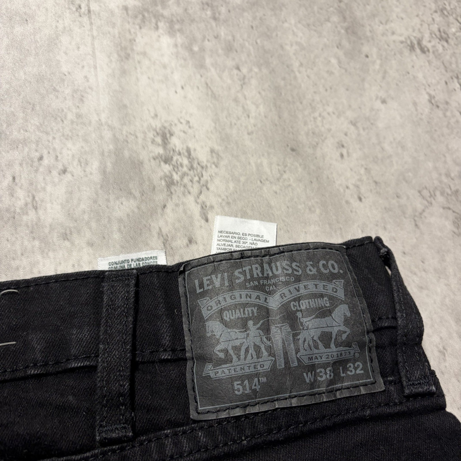 Levi’s 541 Mens Dark Black Wash Athletic Taper Fit Jeans Black 38X32