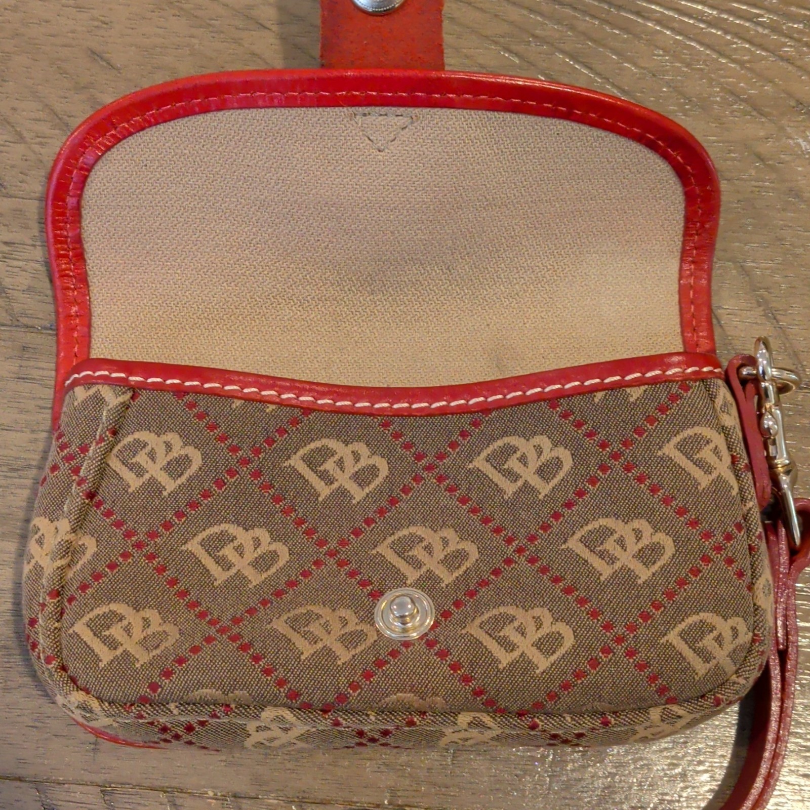 Dooney & Bourke Logo Wristlet Wallet w/ Wrist Strap Snap Closure Brown/Red
