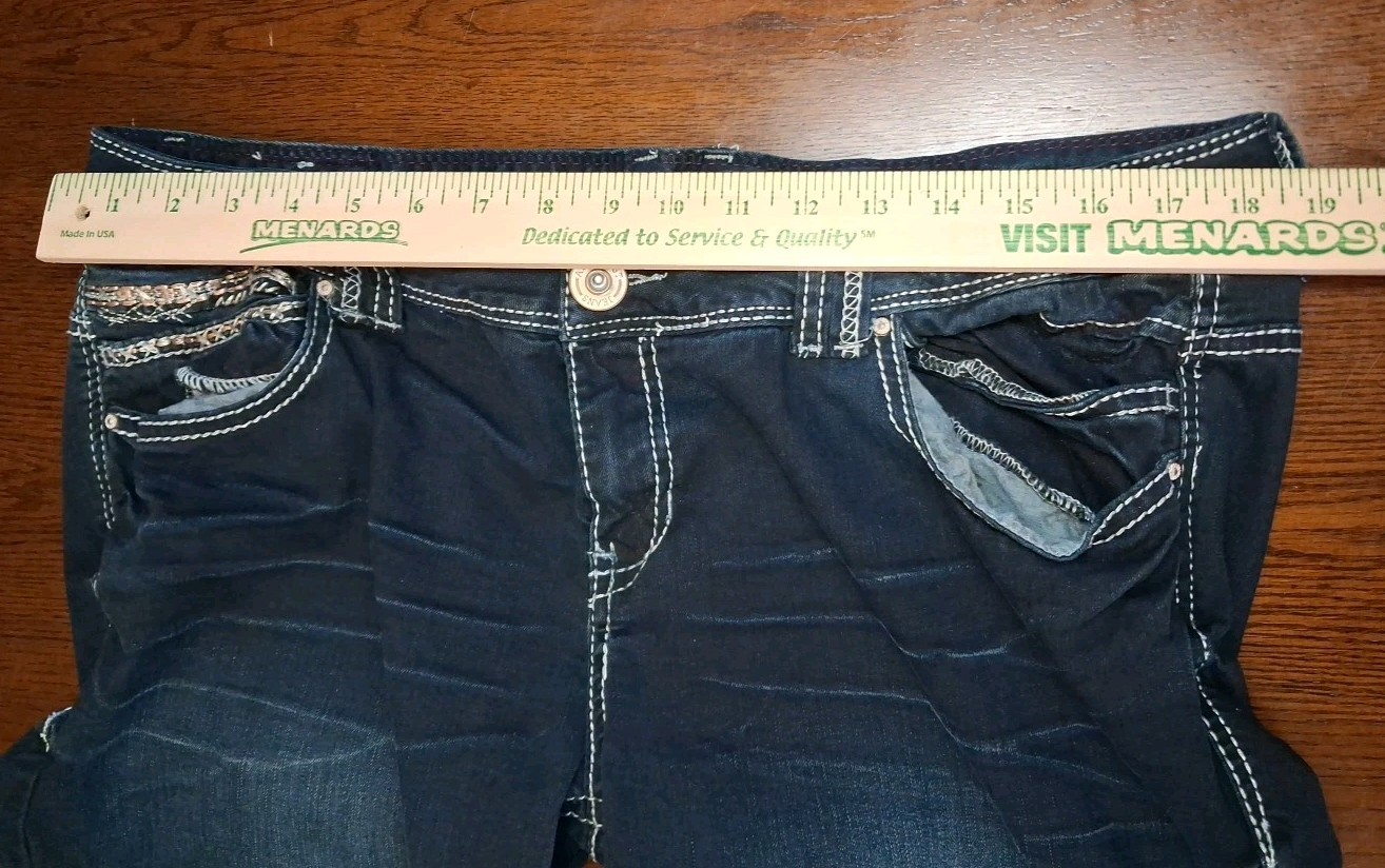 Amethyst Jeans Womens Size 16 Blue Taper Stretch Denim Embroidered Pockets