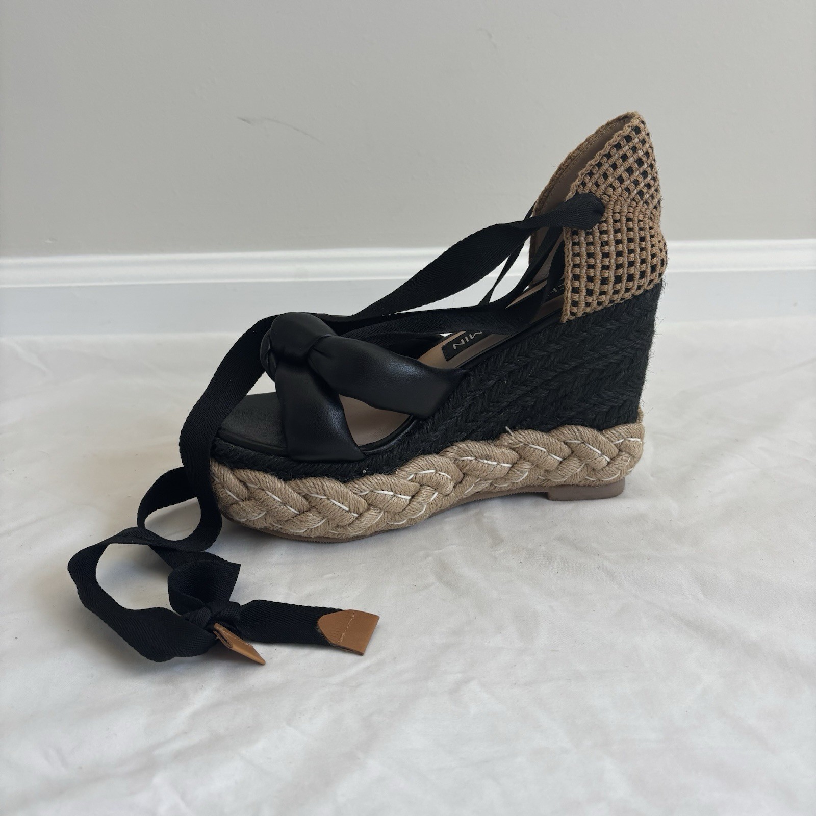 Chic Chelle Women’s Black Wedge Espadrille Sandals Ankle Wrap Tie EU 36