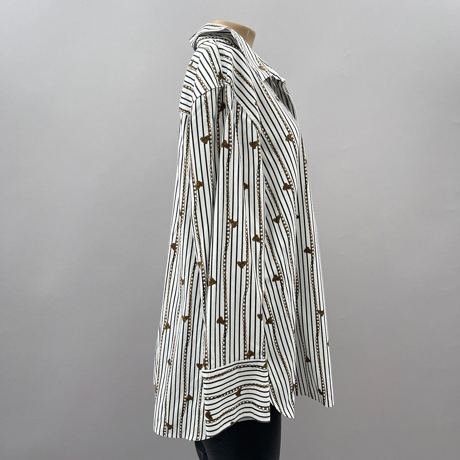 Chico’s Top Women 3.5 XL = 18 Tassel Chain Print No Iron 1/4 Button Tunic Office