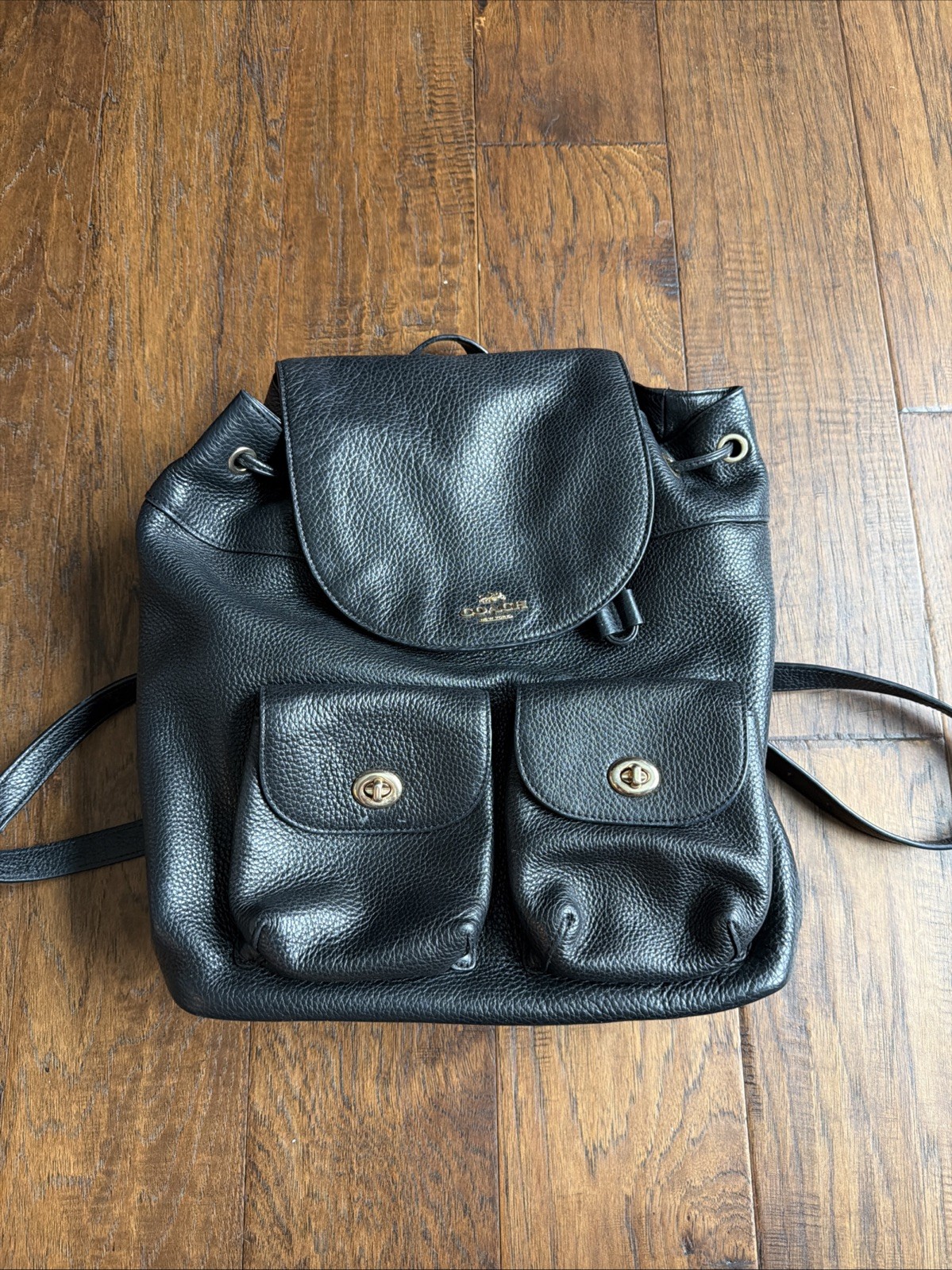 Coach Black Pebbled Drawstring Backpack Turn Lock Pockets Gold Hardware Women