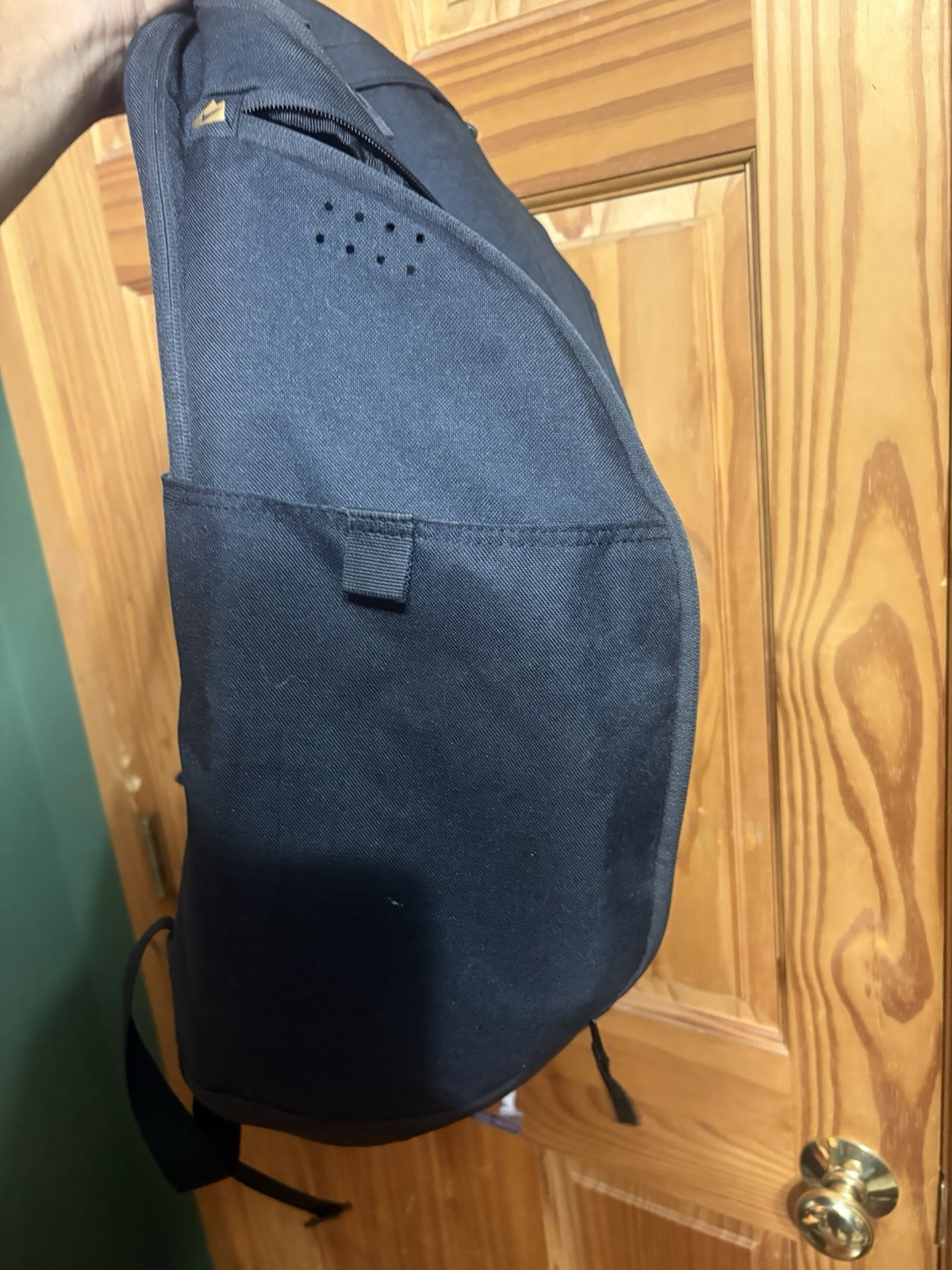 Nike Hoops Elite Pro Backpack Black & Gold Zippered Polyester Multiple Pockets