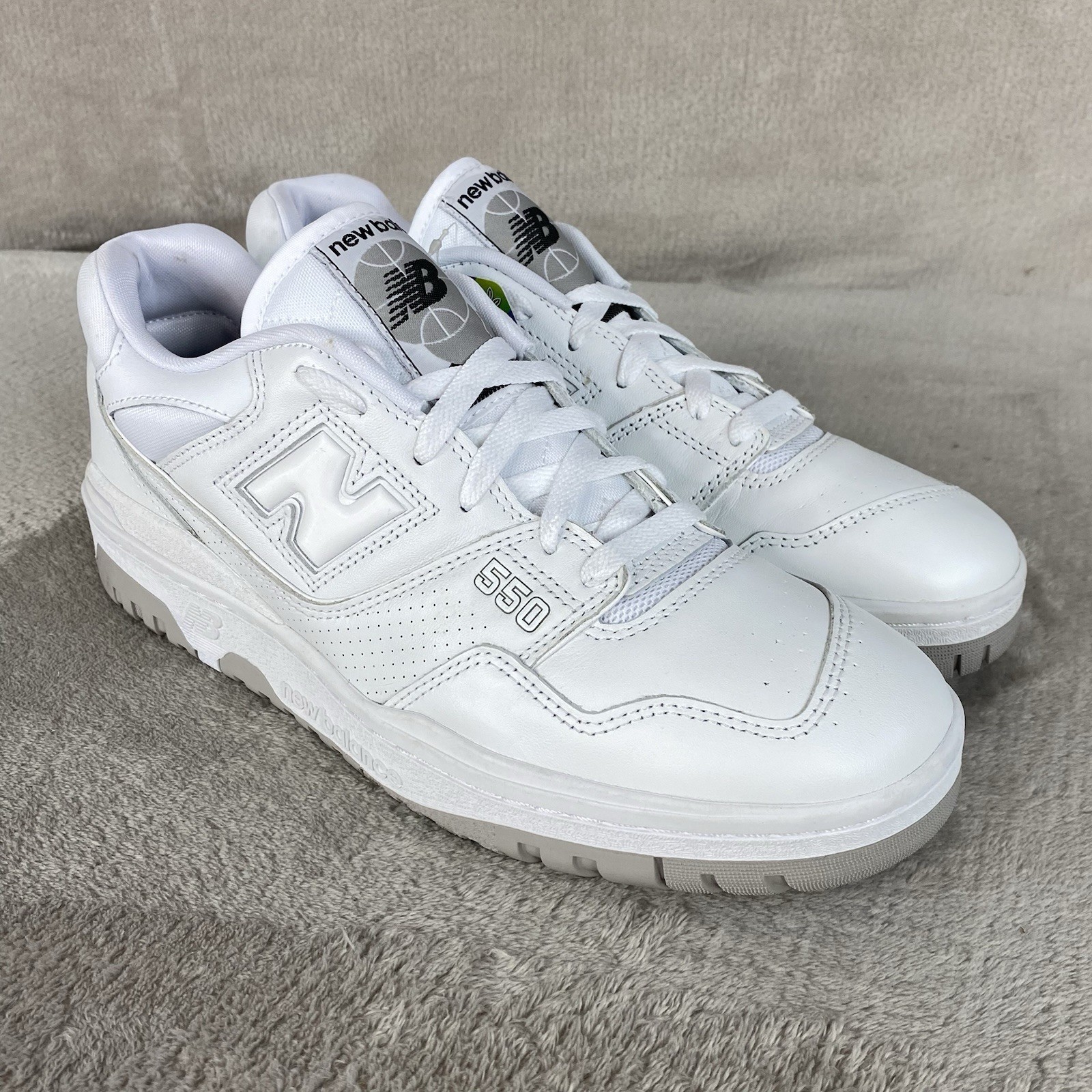 New Balance 550 White Gray Leather Mens Size 11 Basketball Shoes BB550PB1 NEW