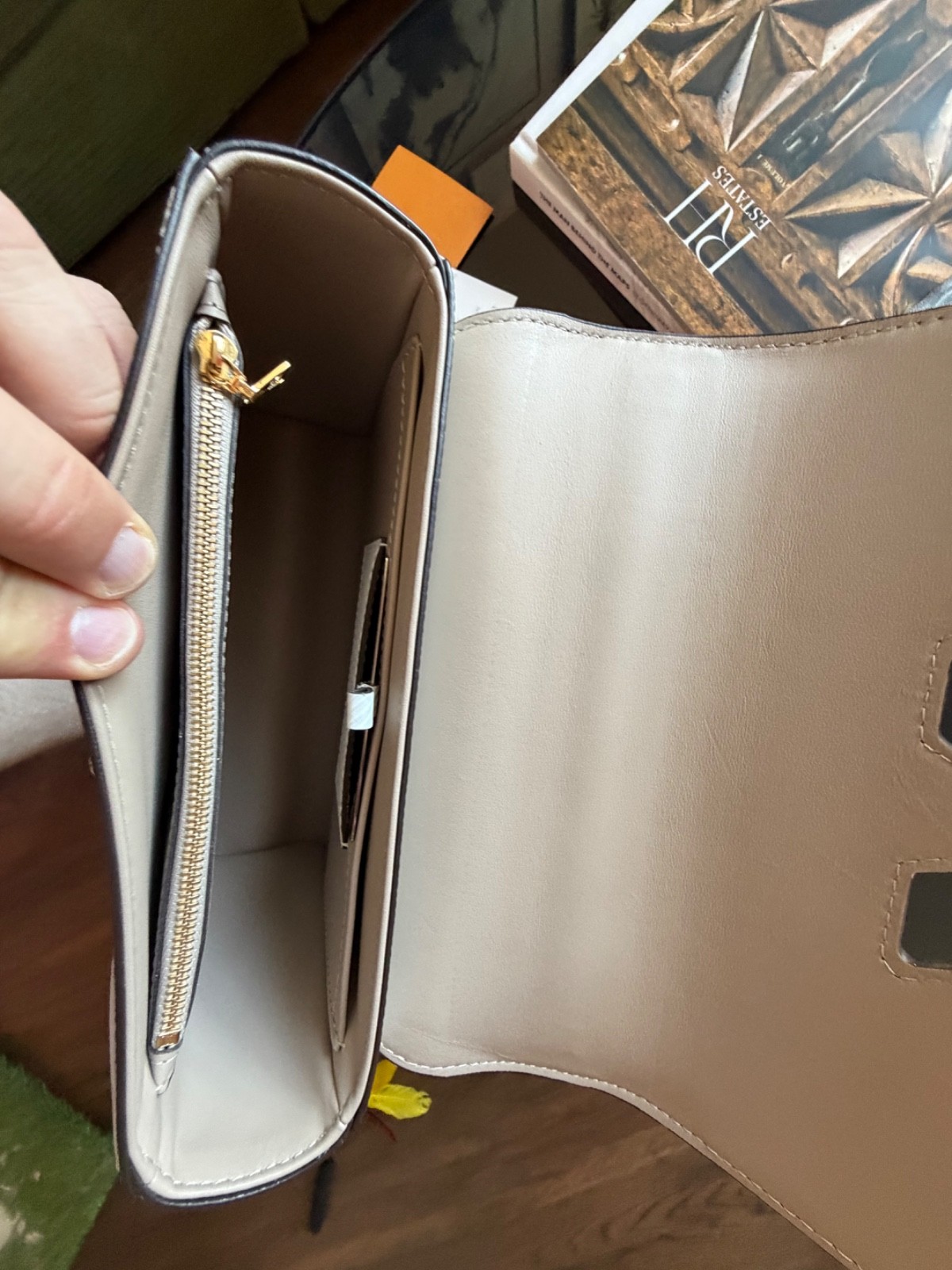 Louis Vuitton Twist MM White Épi Leather, gold hardware, epi leather hand