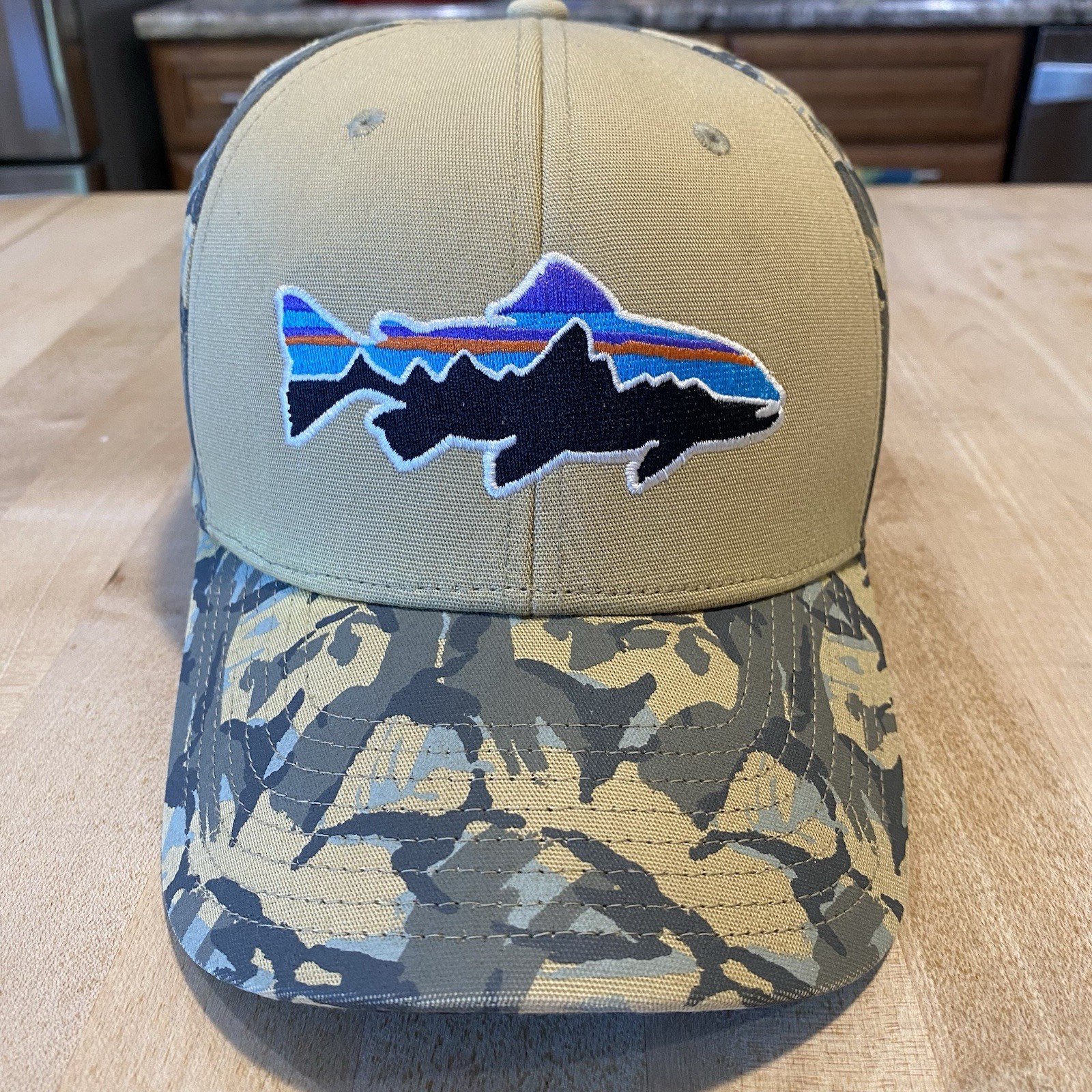 Patagonia Fitz Roy Trout Roger That Hat – Ash Tan/ Forest Khaki Camo