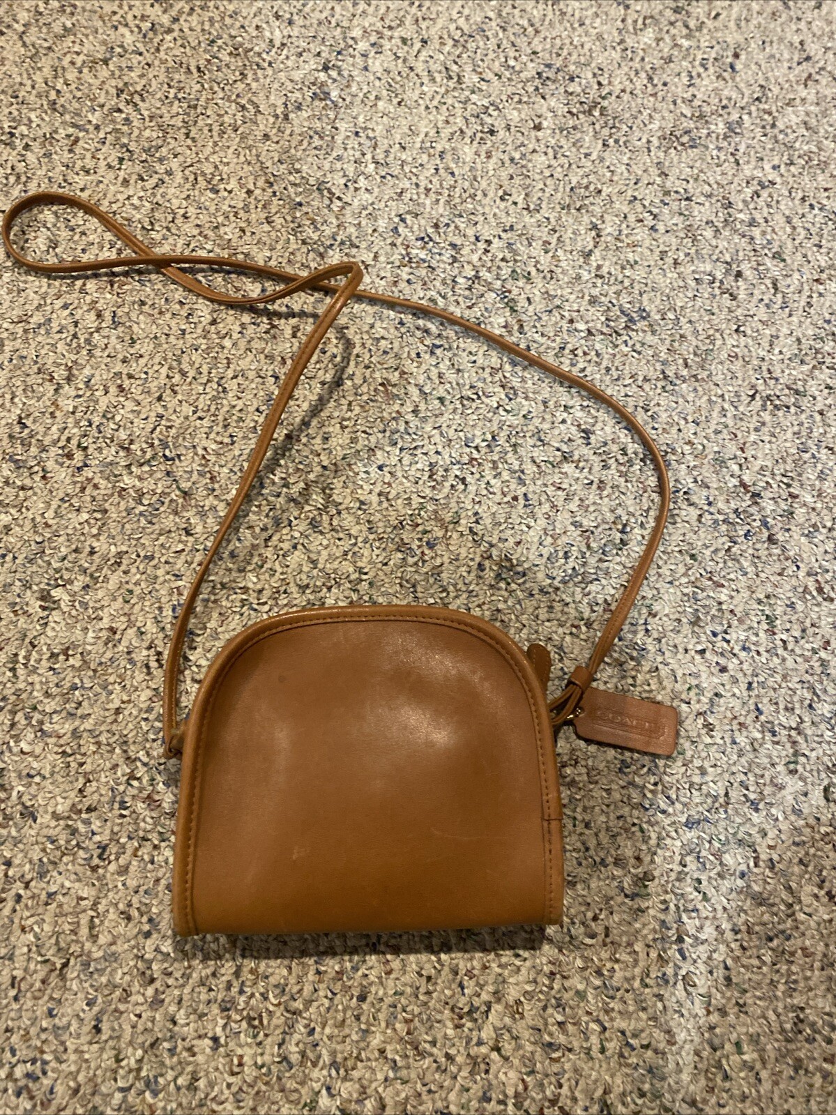 COACH VINTAGE BRITISH TAN ABBIE ZIP CROSSBODY BAG 9017