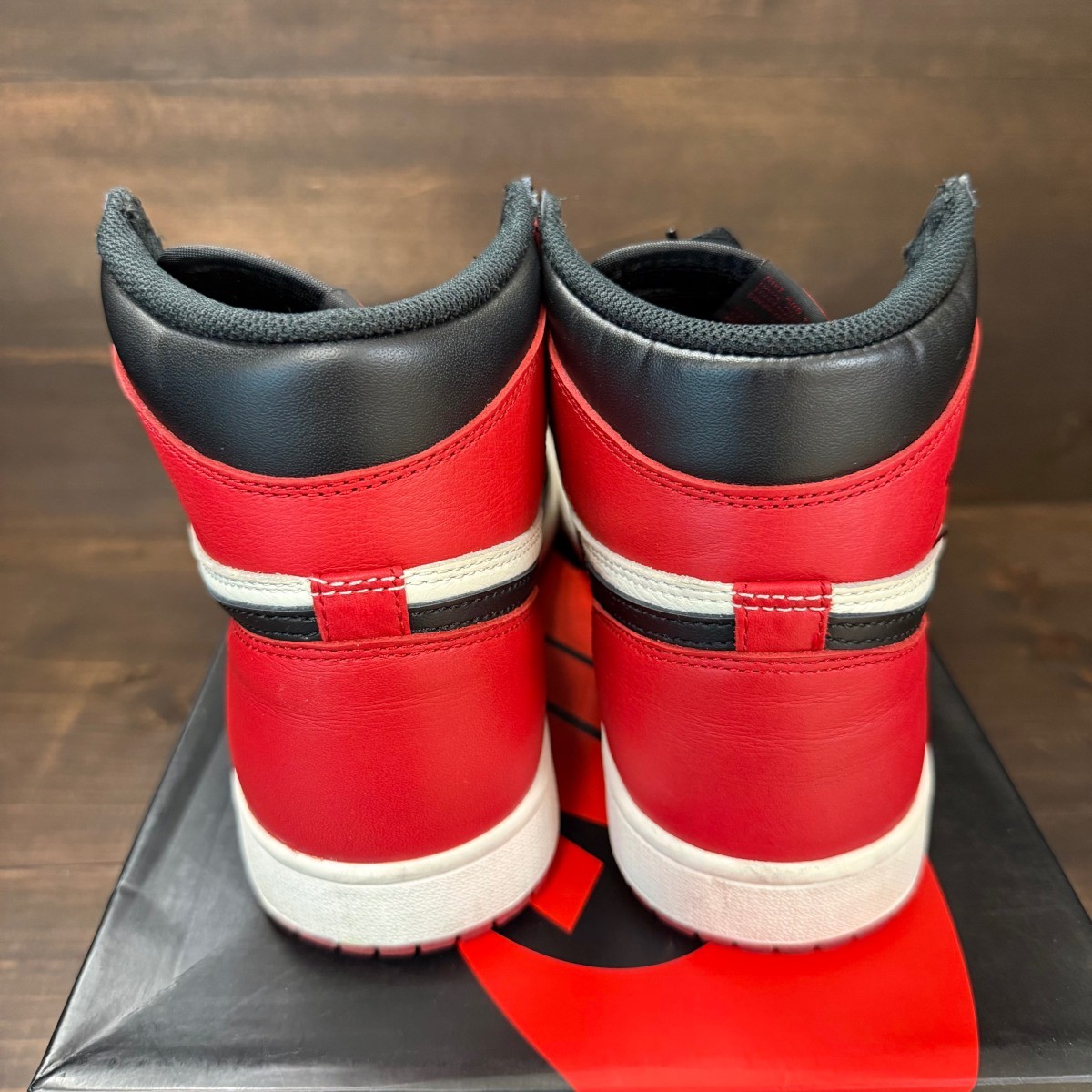 Jordan 1 Retro High Bred Toe (Pre-Owned) – 555088-610-10-PO-2 – (Mode… Size 10