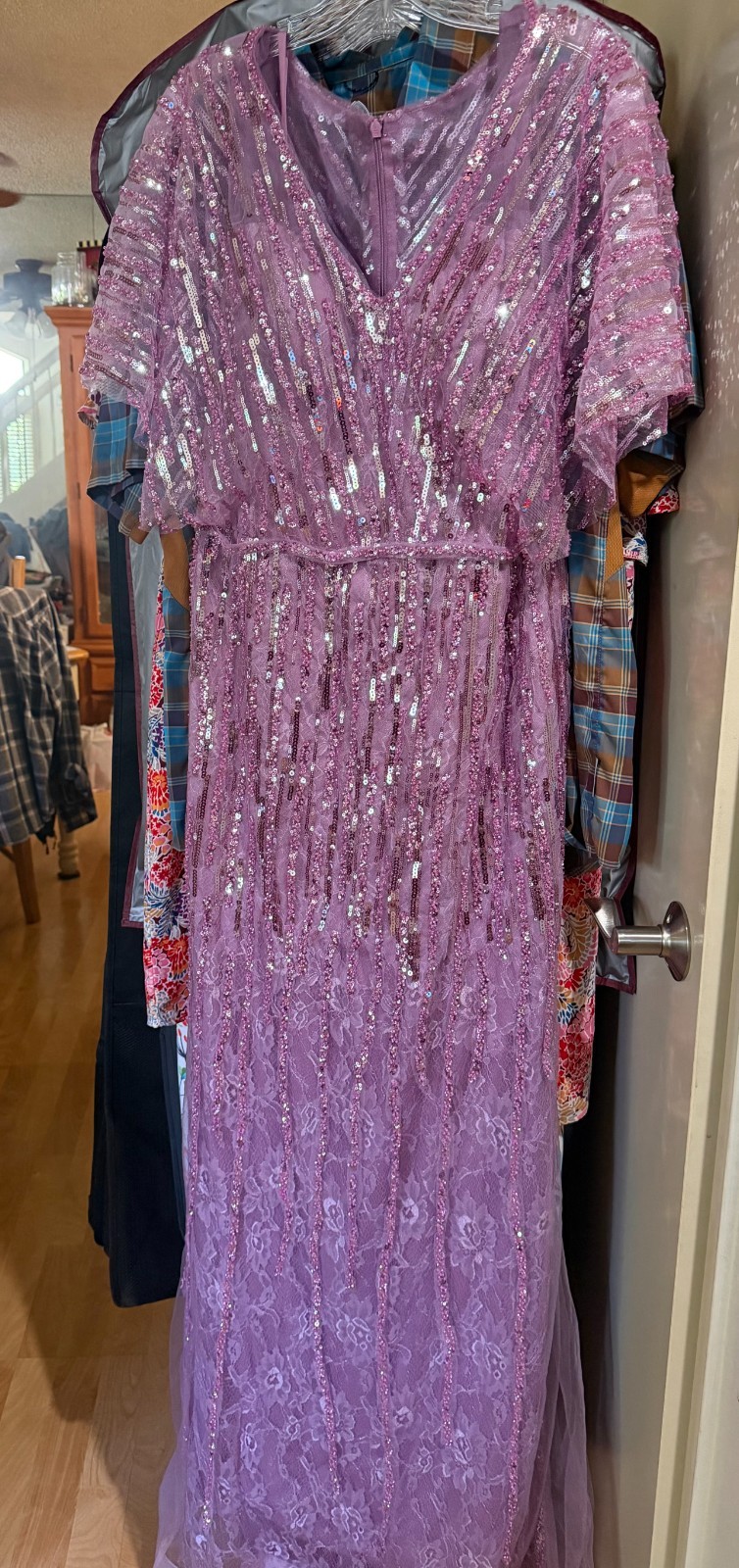 Sheath/Column V-neck Short Sleeves Sweep Train Mother of the Bride Dress. Sz 14