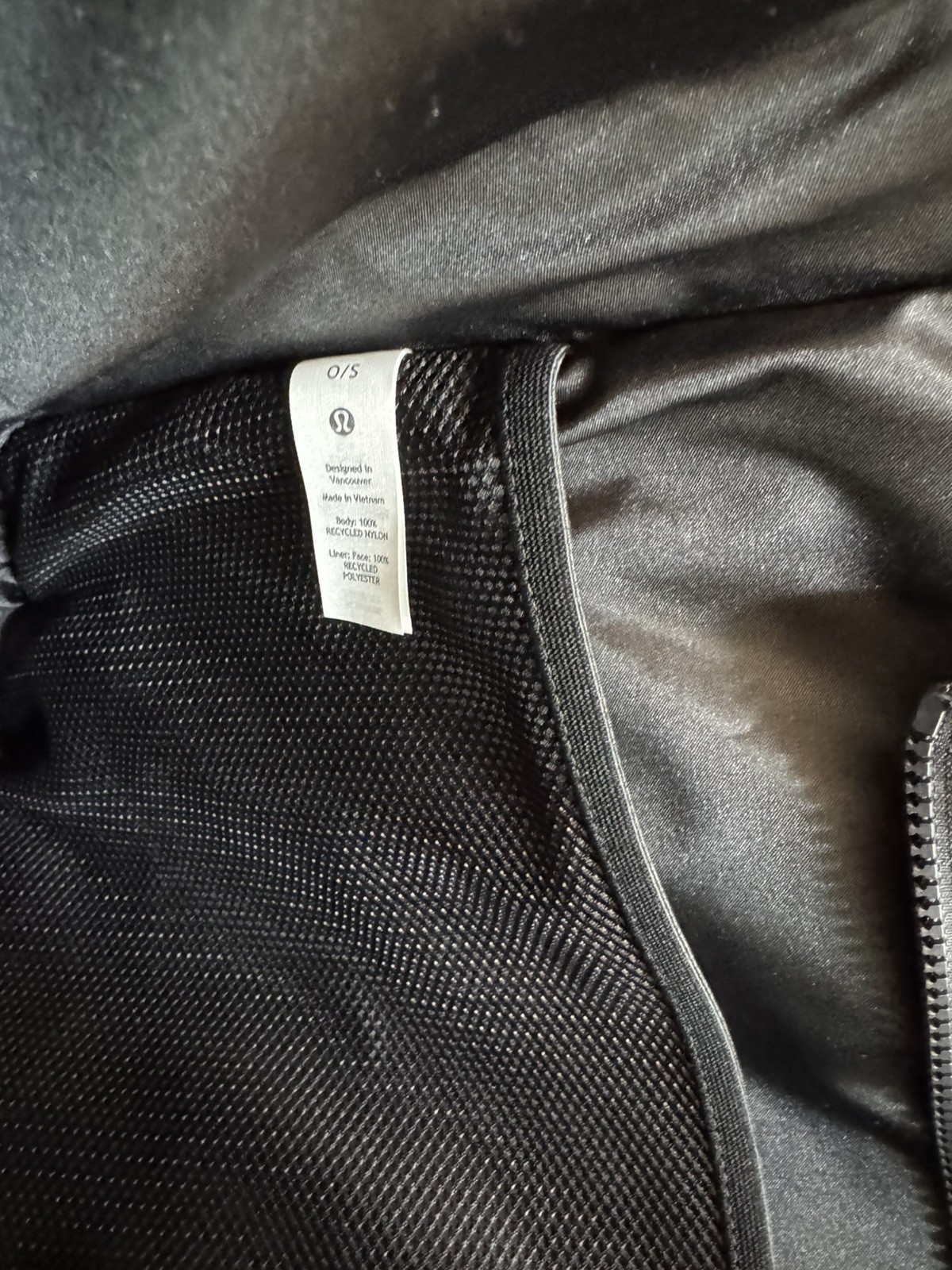 Lululemon Clean Lines Tote Bag Large Black Adjustable Strap Travel Gym NWT