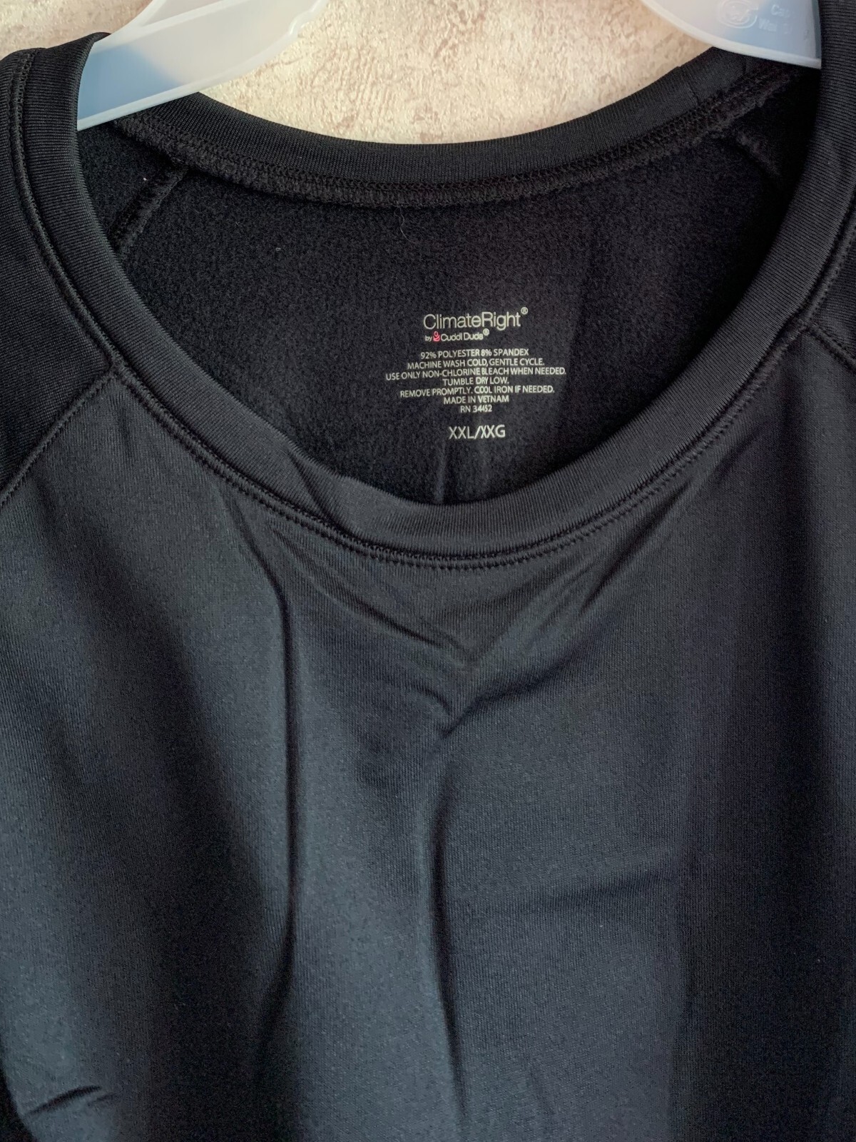 Climate Right Cuddl Duds Women’s Top New Size 2XL XXL 22 Thumbhole Black Thermal