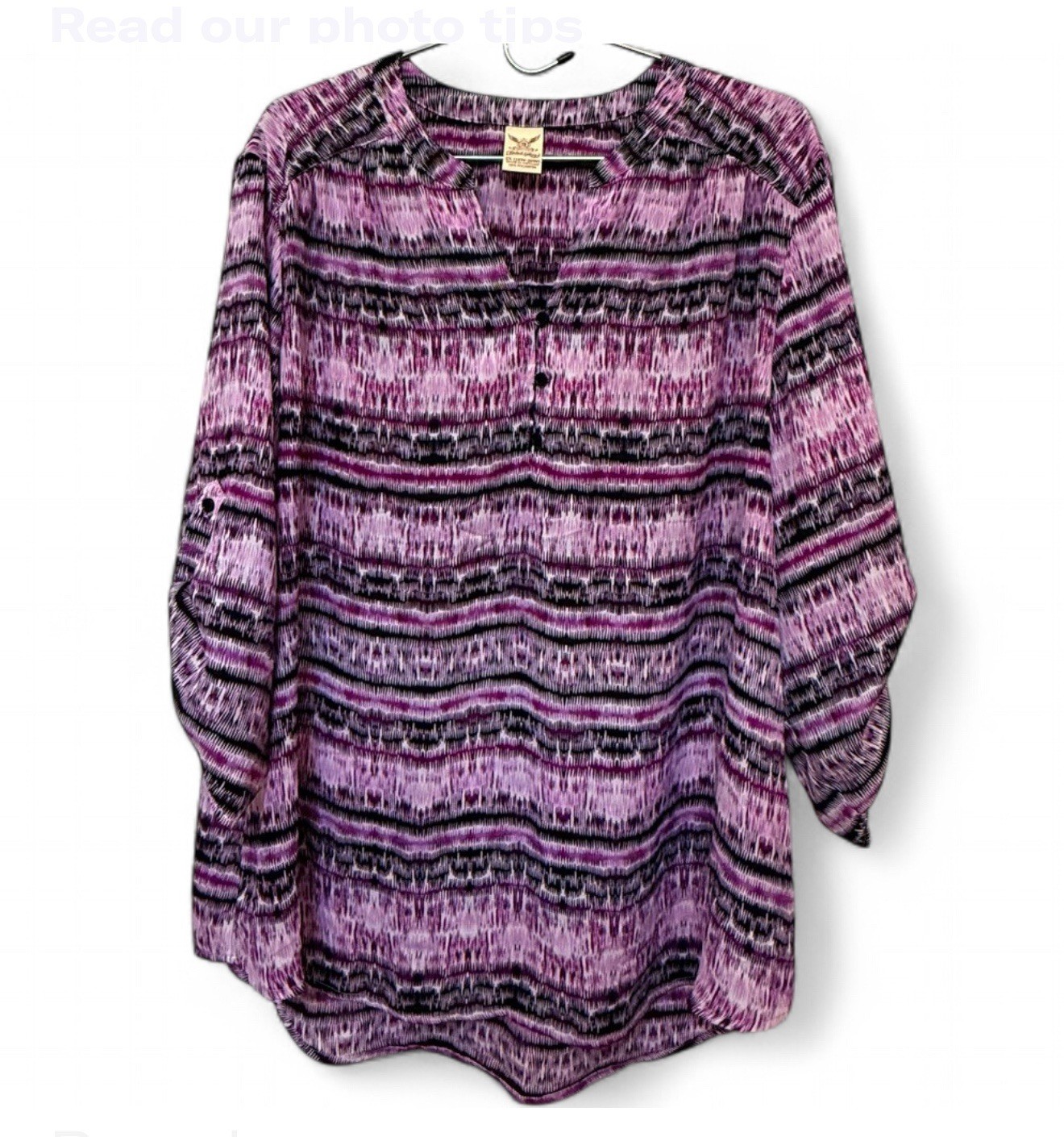 PURPLE BLACK PRINT BLOUSE HENLEY NECKLINE, SIZE 2X, CHEST 51 IN, LENGTH 29.5 IN