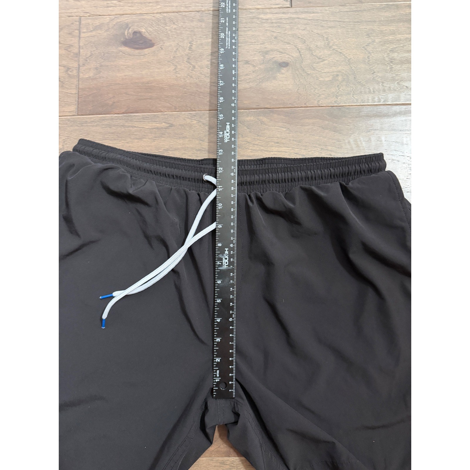 Mugsy Mens XL Black Performance Shorts Elastic Drawstring Liner Gym Swim