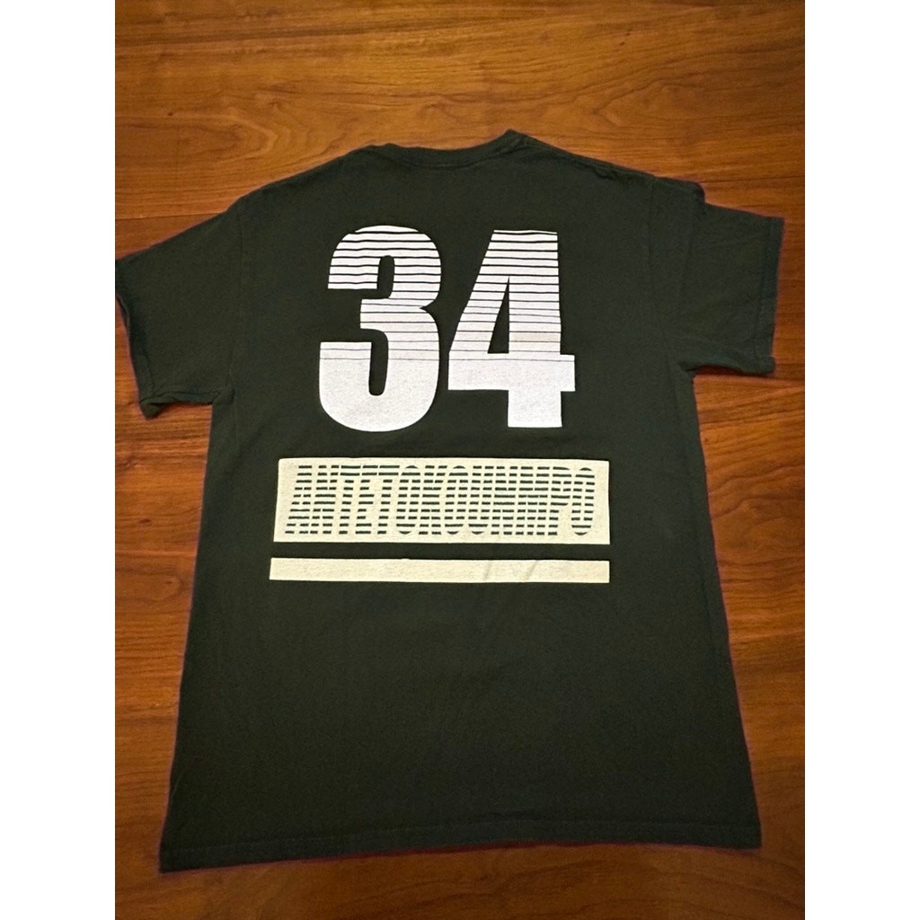 Green Milwaukee Bucks Antetokounmpo Graphic T-Shirt | NBA | 34 – (Unisex S)