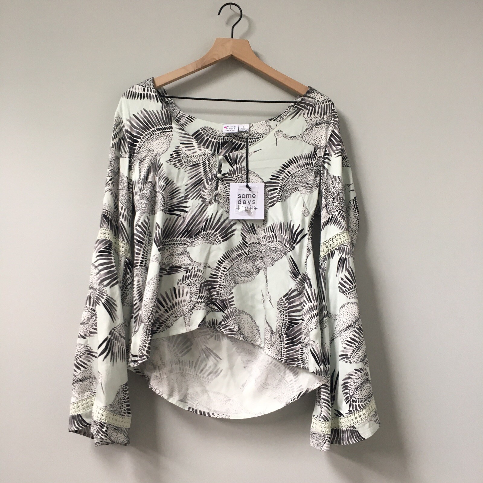 NWT Somedays Lovin’ Taking Flight Blouse Top Small Bell Sleeve Bird Fairy Hippie