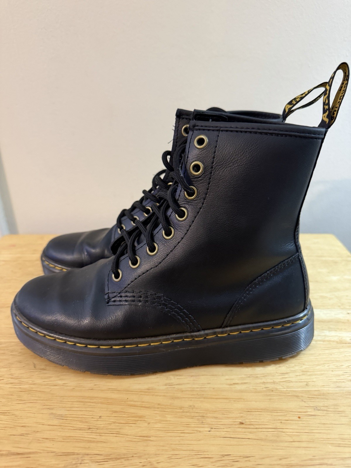 Dr Doc Martens Zavala Black Air Wair Leather Combat Boots USM 5 (Women’s 6)