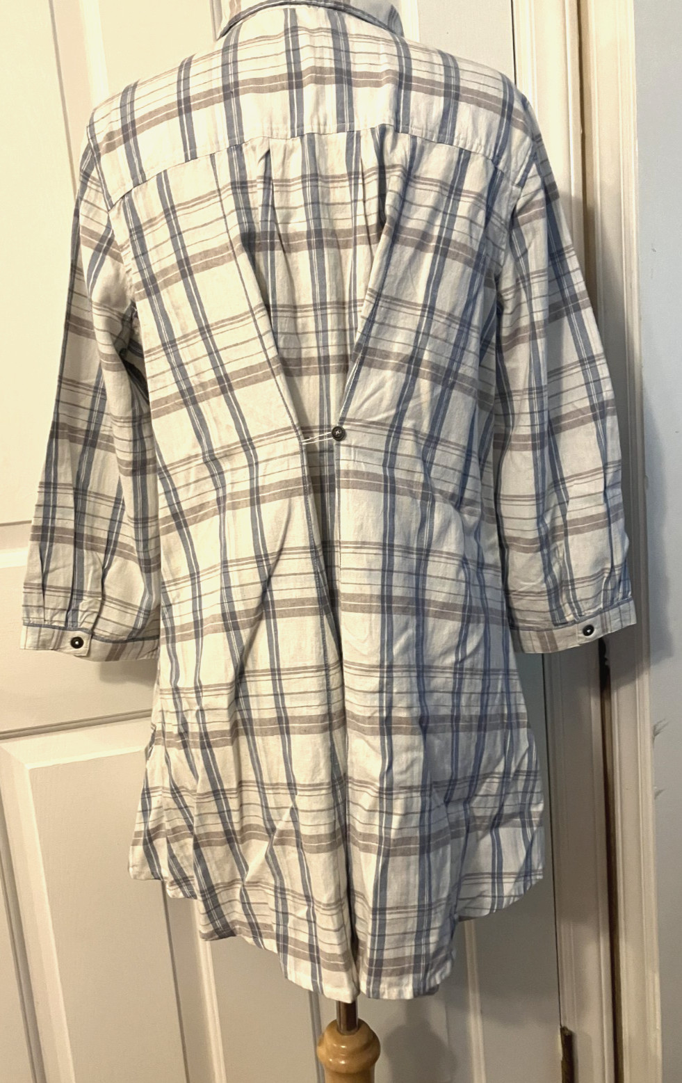 Coldwater Creek Ivory Blue Tan Plaid Embroidered Tunic Top Size M