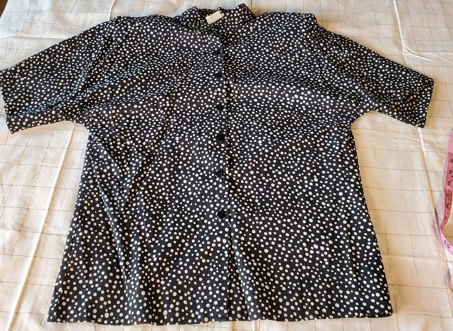Estero Sport Short-Sleeve Button-Down Shirt Women Sz M Shoulder Pads Polka-dots