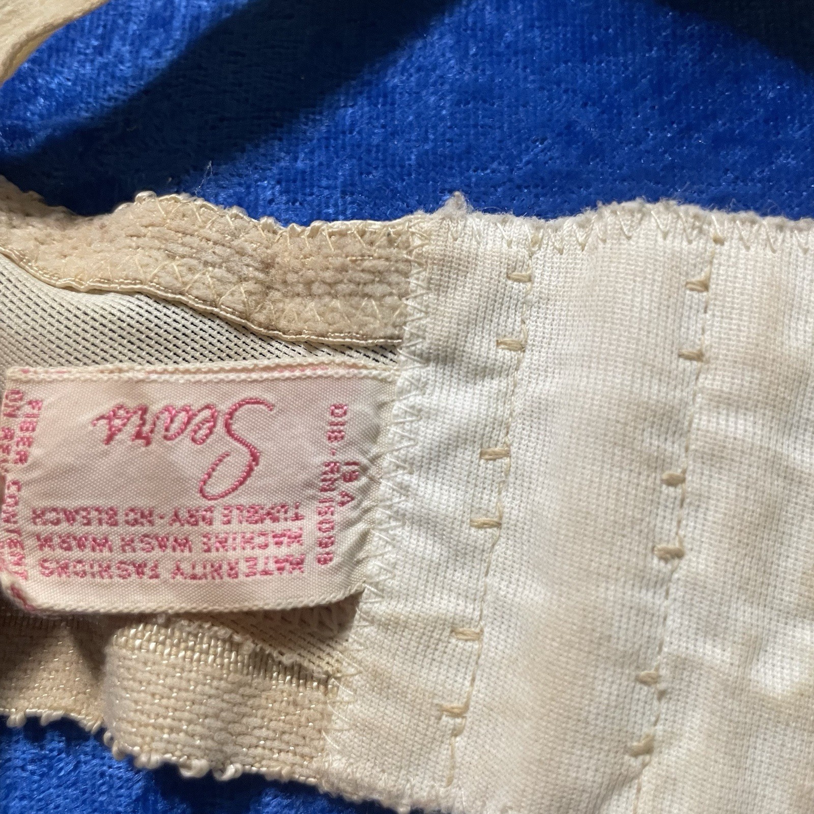 Vintage Sears Bra Nylon Lace 34d? Tag Faded Fair Condition Staining