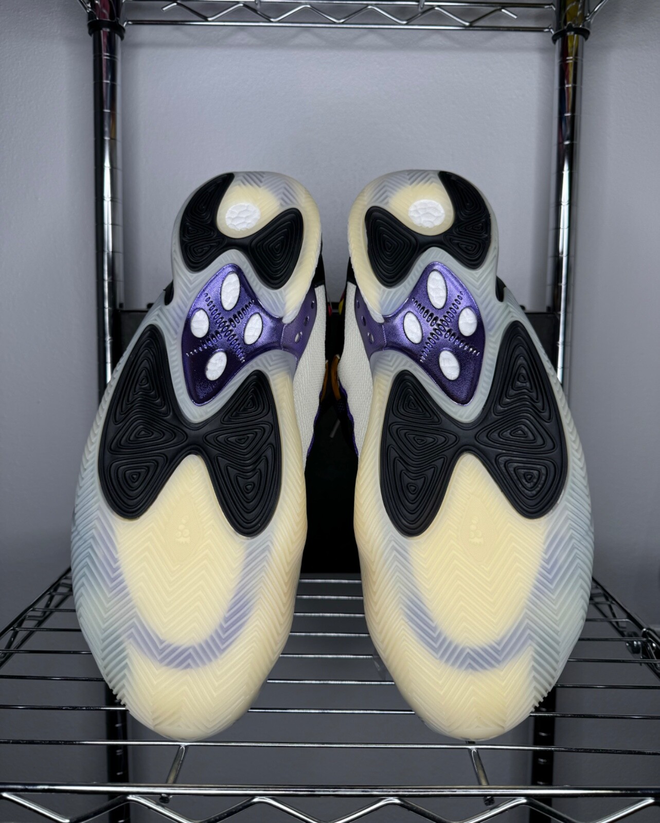 Men’s – Adidas BYW Select x Kansas Jayhawks ‘Black History Month’ ID1829