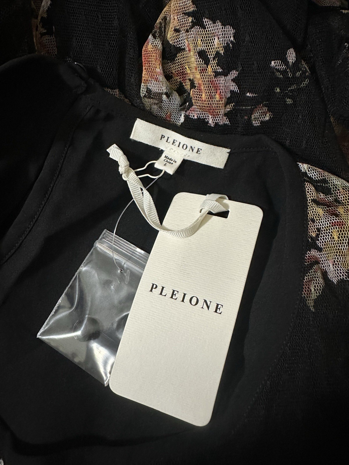 NWT Women’s L Large Pleione Beautiful Floral Long Sleeve Lined Blouse