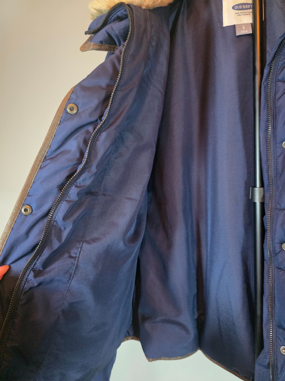 Old Navy Womens Large Navy Blue Puffer Jacket Faux Fur Collar Trim Quilted Coat