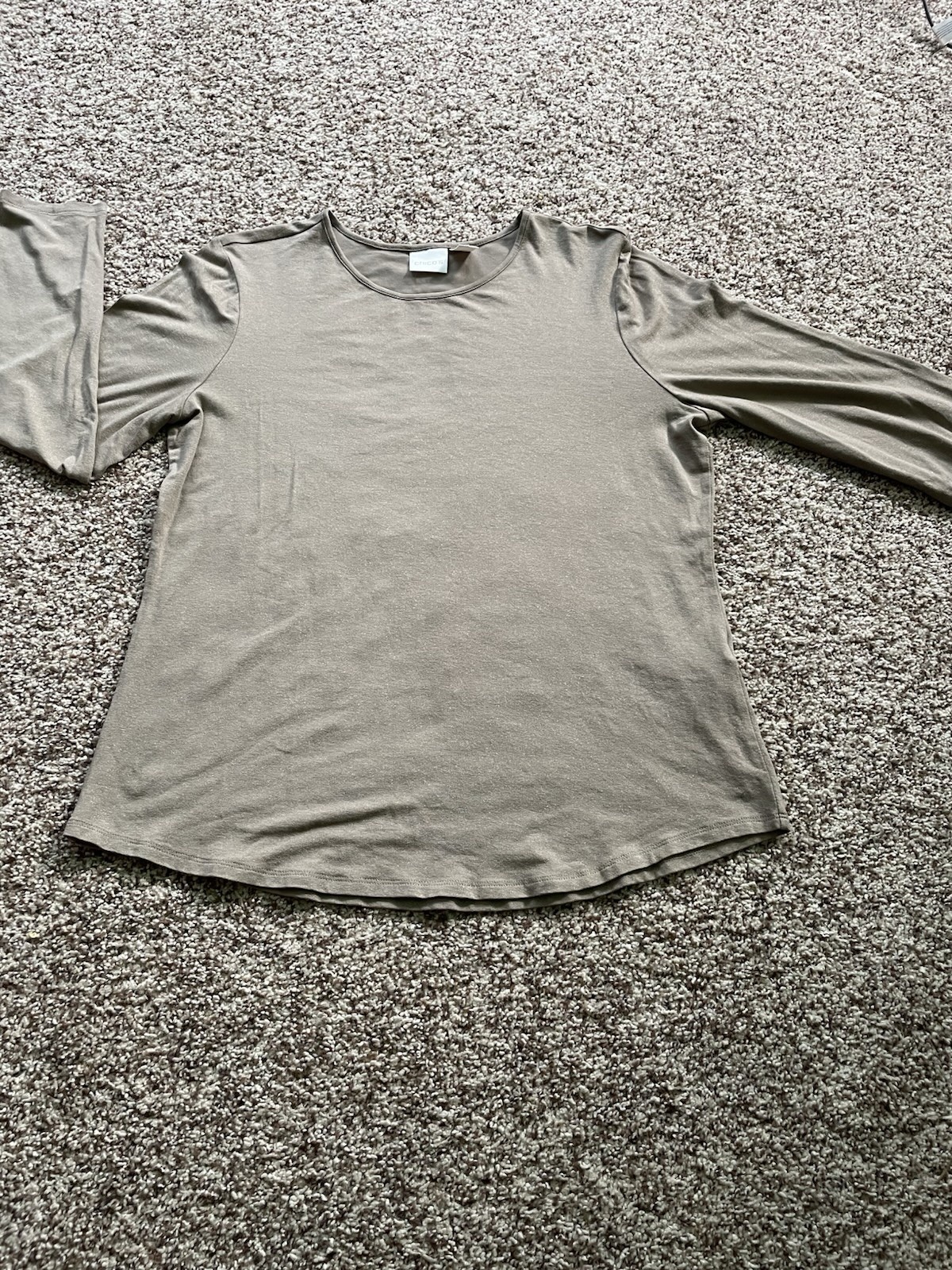 Chico’s Women’s Metallic Shimmer Long Sleeve Top Olive Gold Size 2 Relaxed