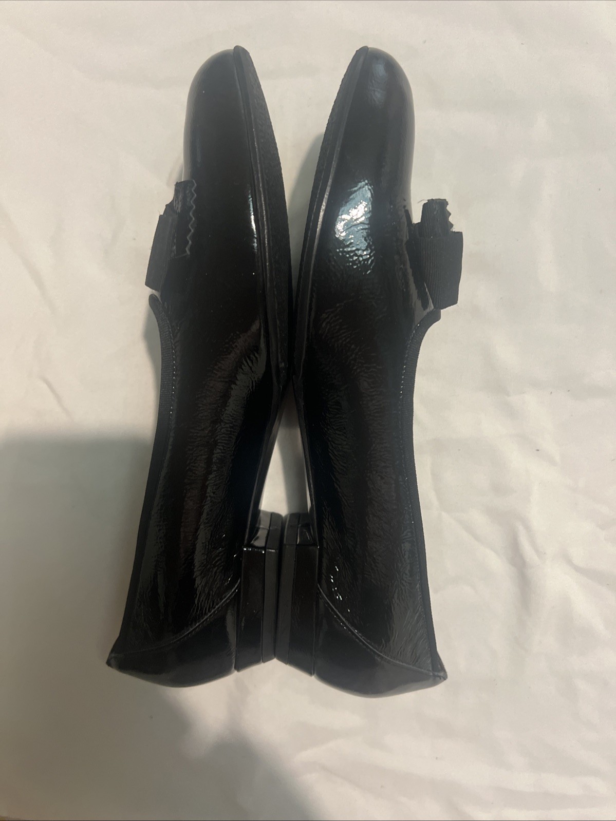 Peter Kaiser Black Patent Leather Pump With Bow Detail Size 8 New