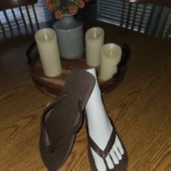 HAVAIANAS TOP flip flops – BROWN – Size 9 – BRAND NEW