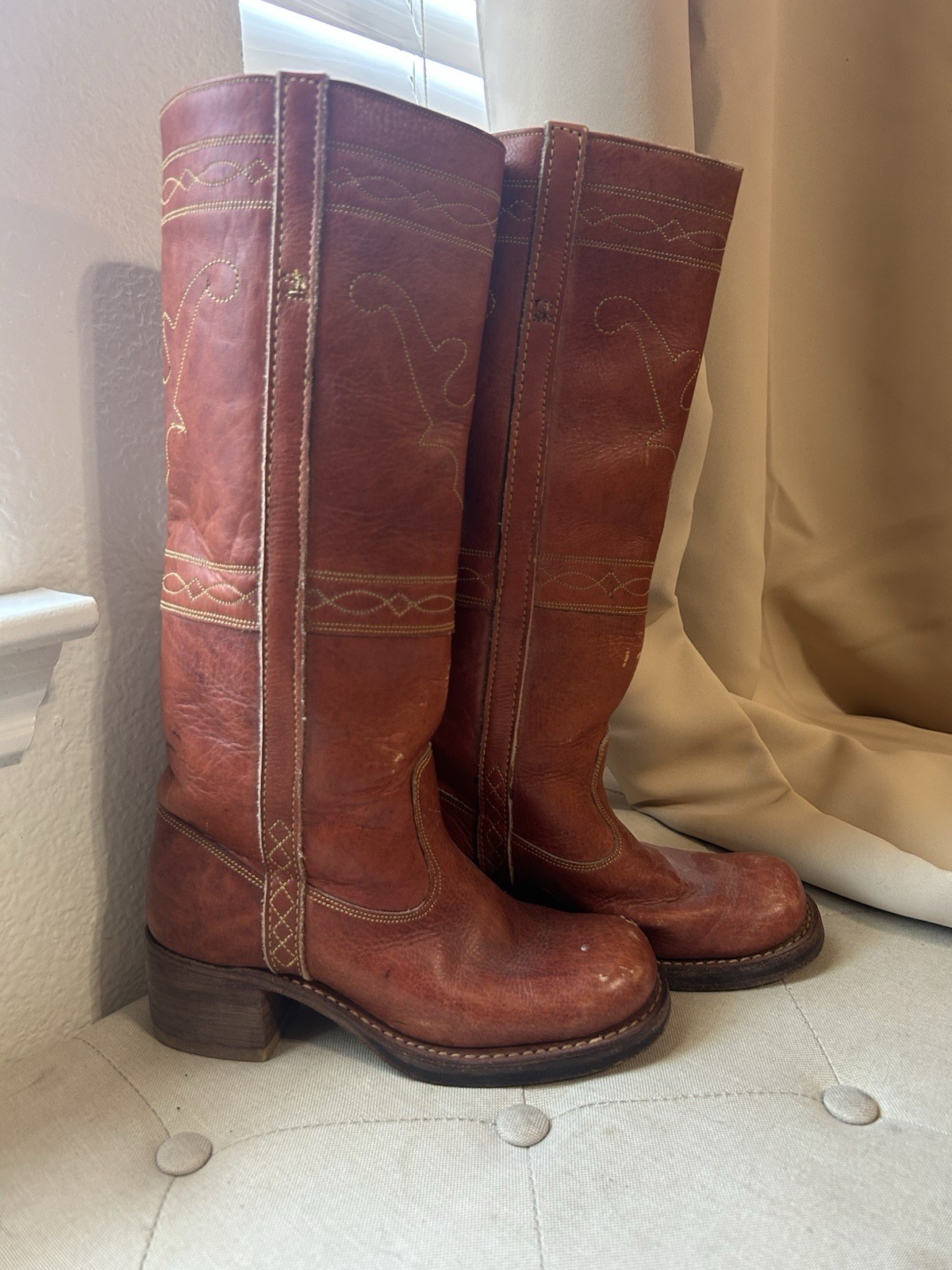 RARE Vintage 70s Frye Campus Boots Longhorn Stitched Black Label Burgundy 5.5
