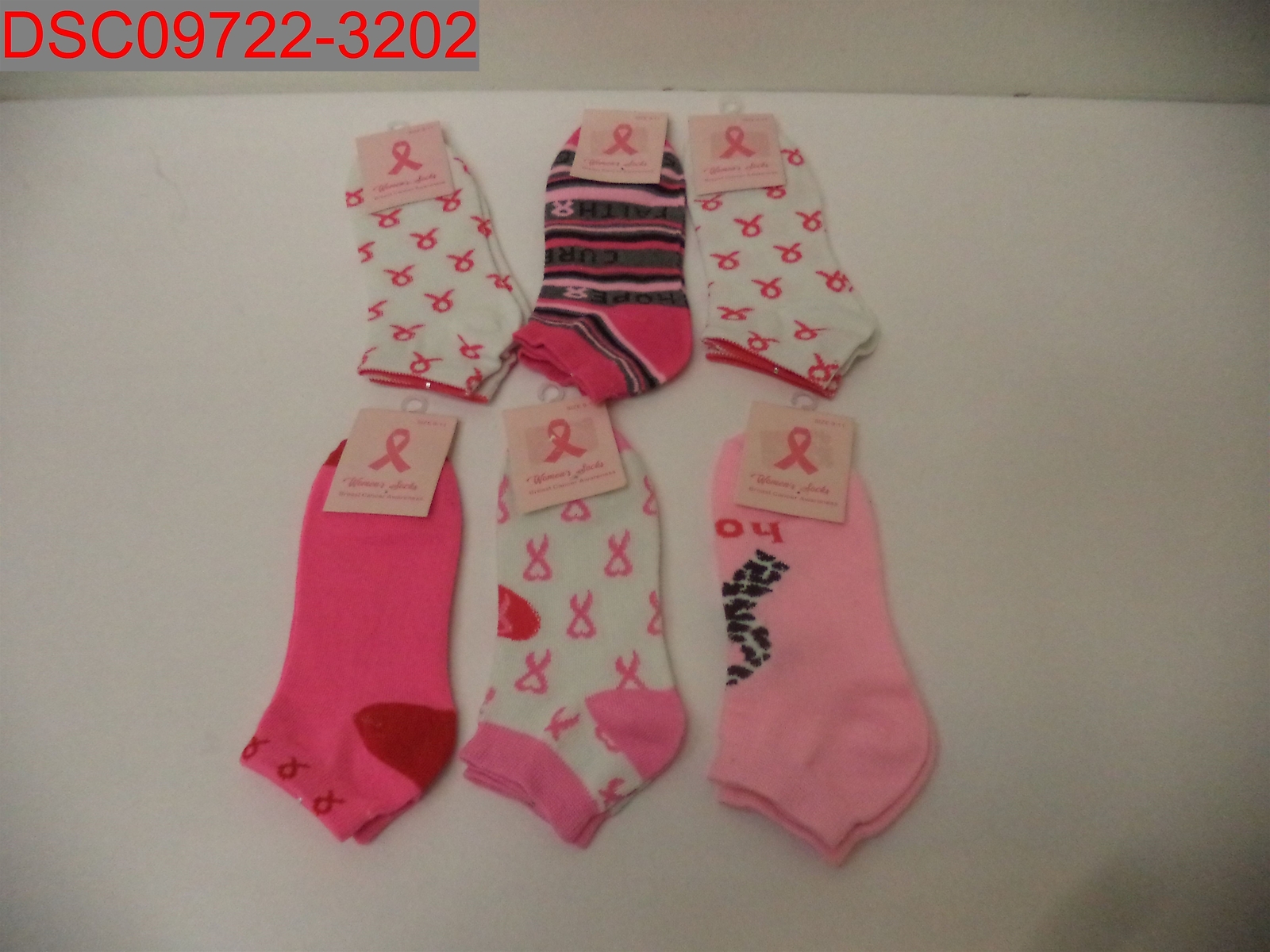 Women’s Black, Grey, Pink, Red & White Breast Cancer Awareness Sock 6 Pairs 9-11