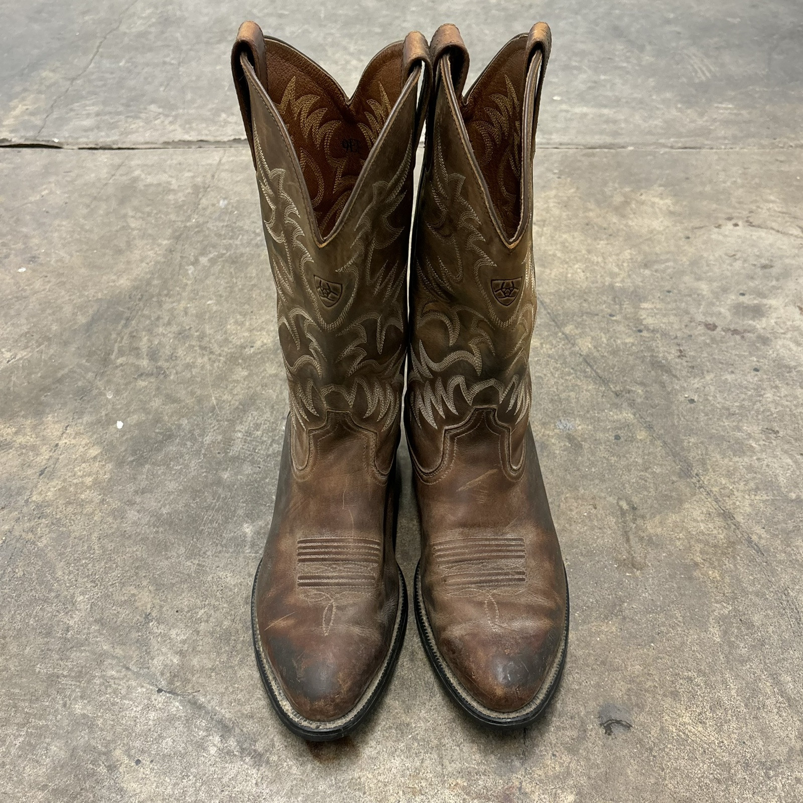 Ariat Heritage Style #34725 Brown Leather Western Cowboy Boots Mens Size 9EE