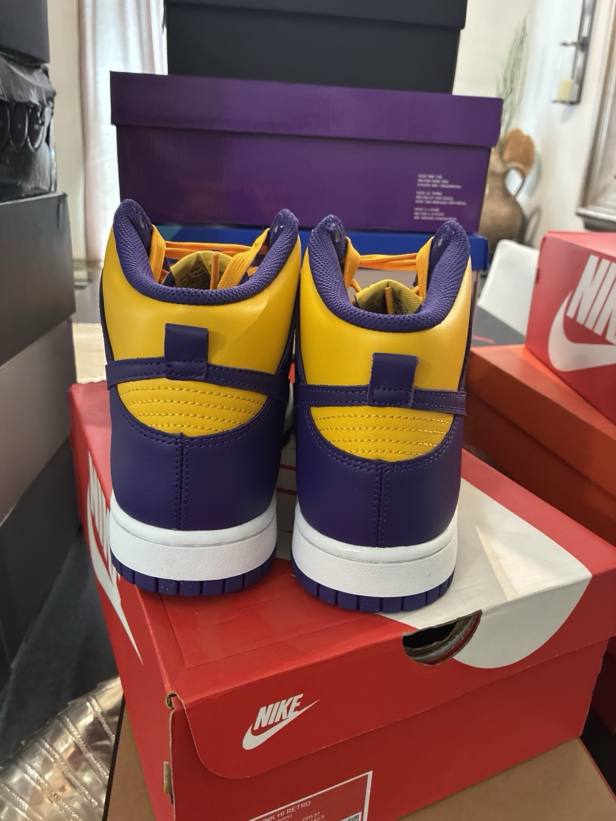 Nike Dunk High Lakers DD1399-500 Court Purple/University Gold/White Leather