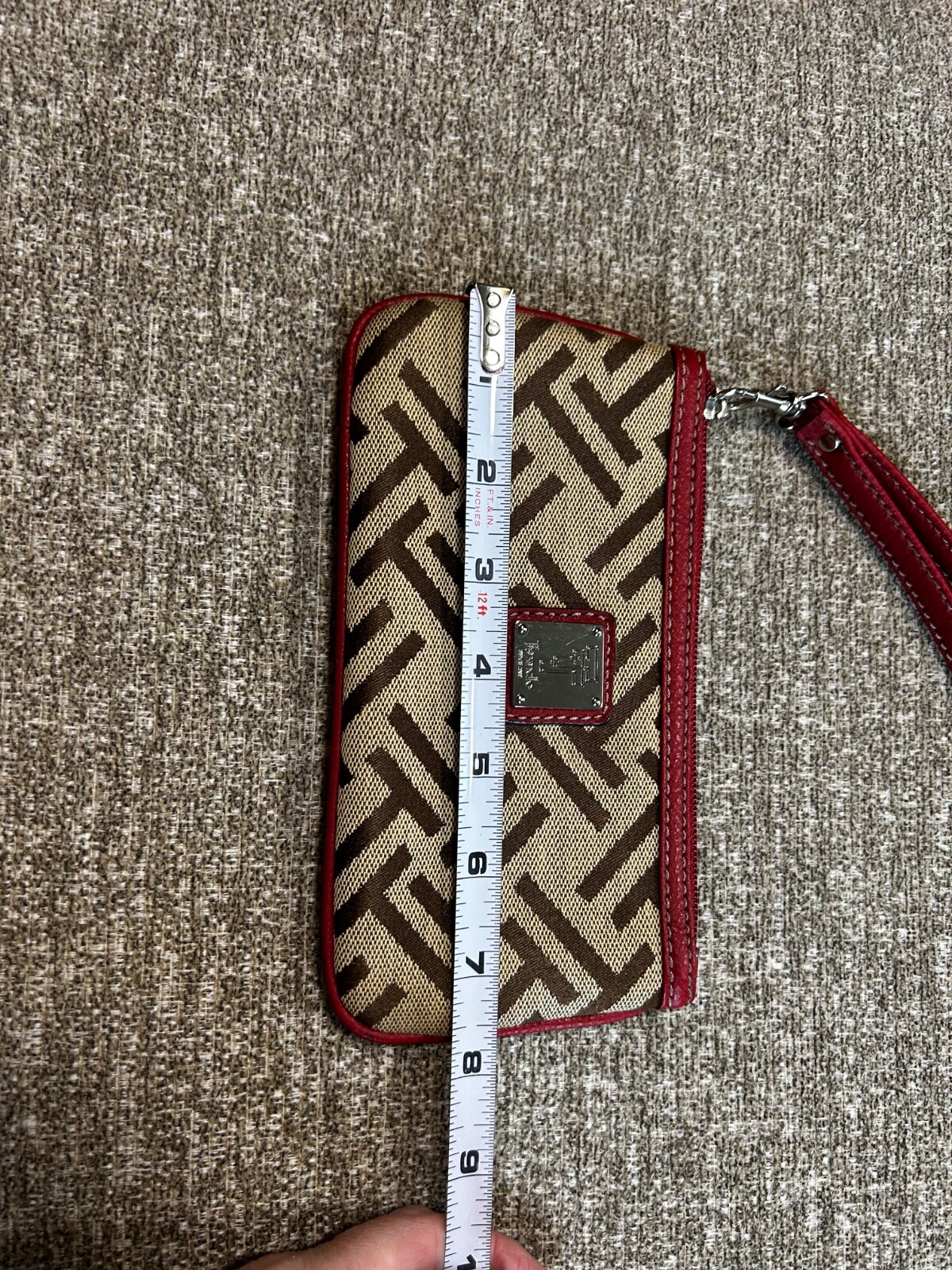 TIGNANELLO Vintage Wristlet Red Brown Tan Canvas Signature T Logo Classic Style