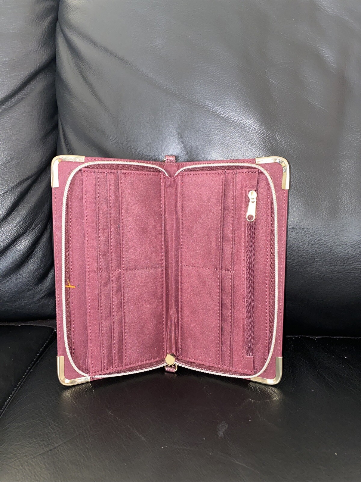 Man Made Material Smooth Faux Leather Wallet Wristlet Women 4.5 x 8.5