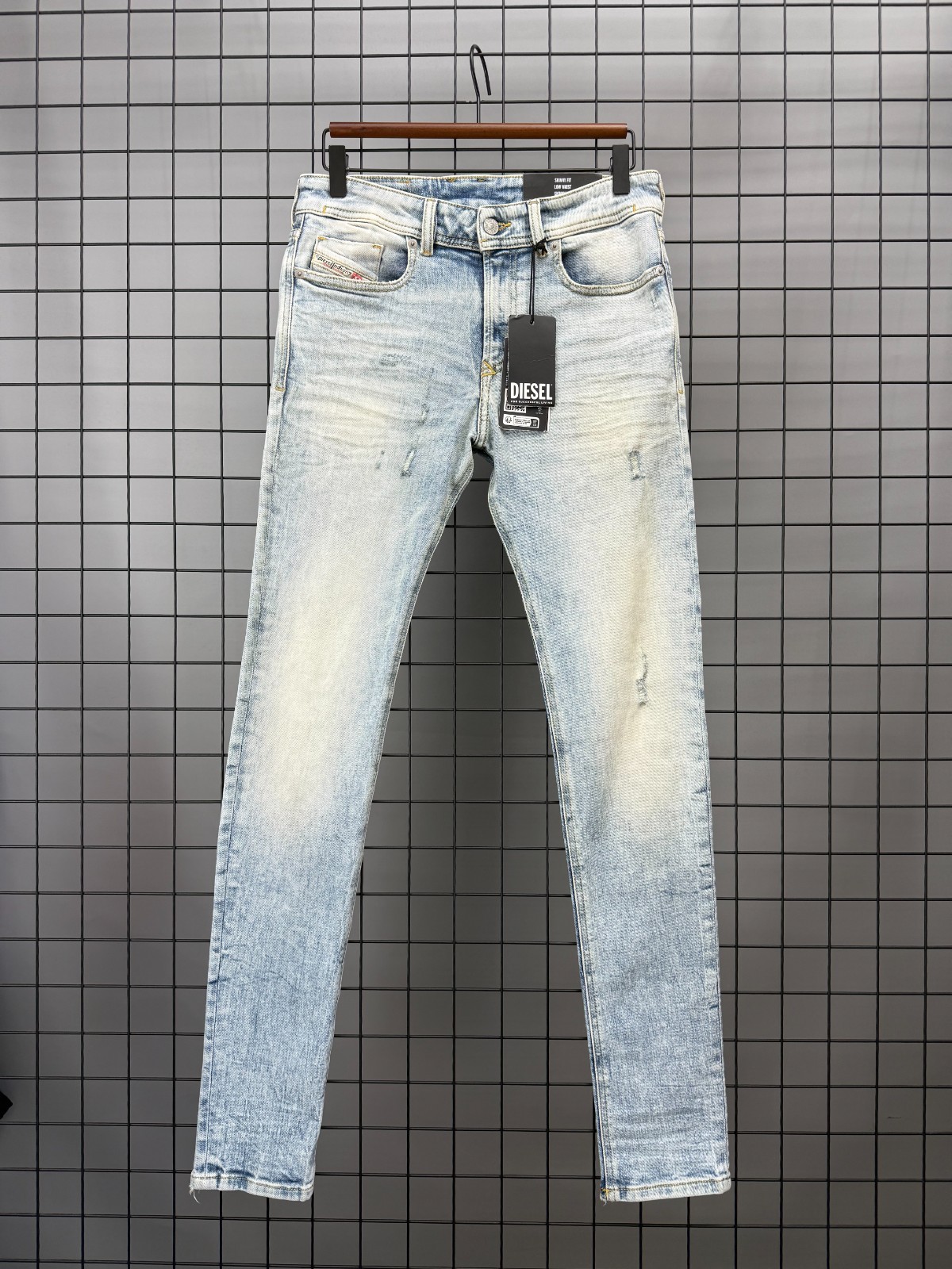 Diesel Sleenker Skinny Jeans W28 Mens Light Wash Distressed Low Waist New