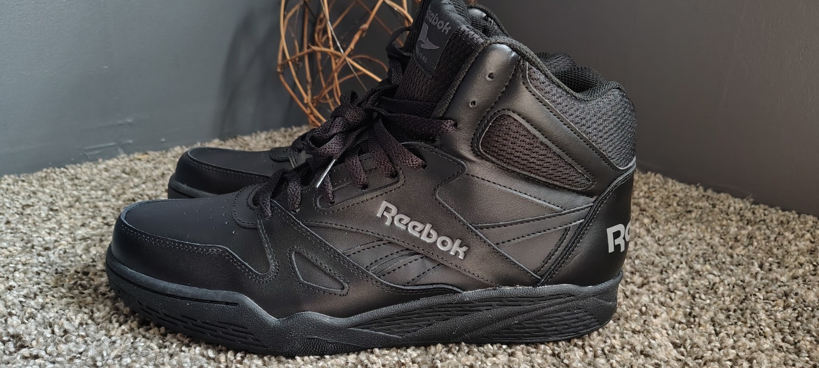 Reebok Royal Flag Mens Mid Top Basketball Sneakers All Black Leather Shoes
