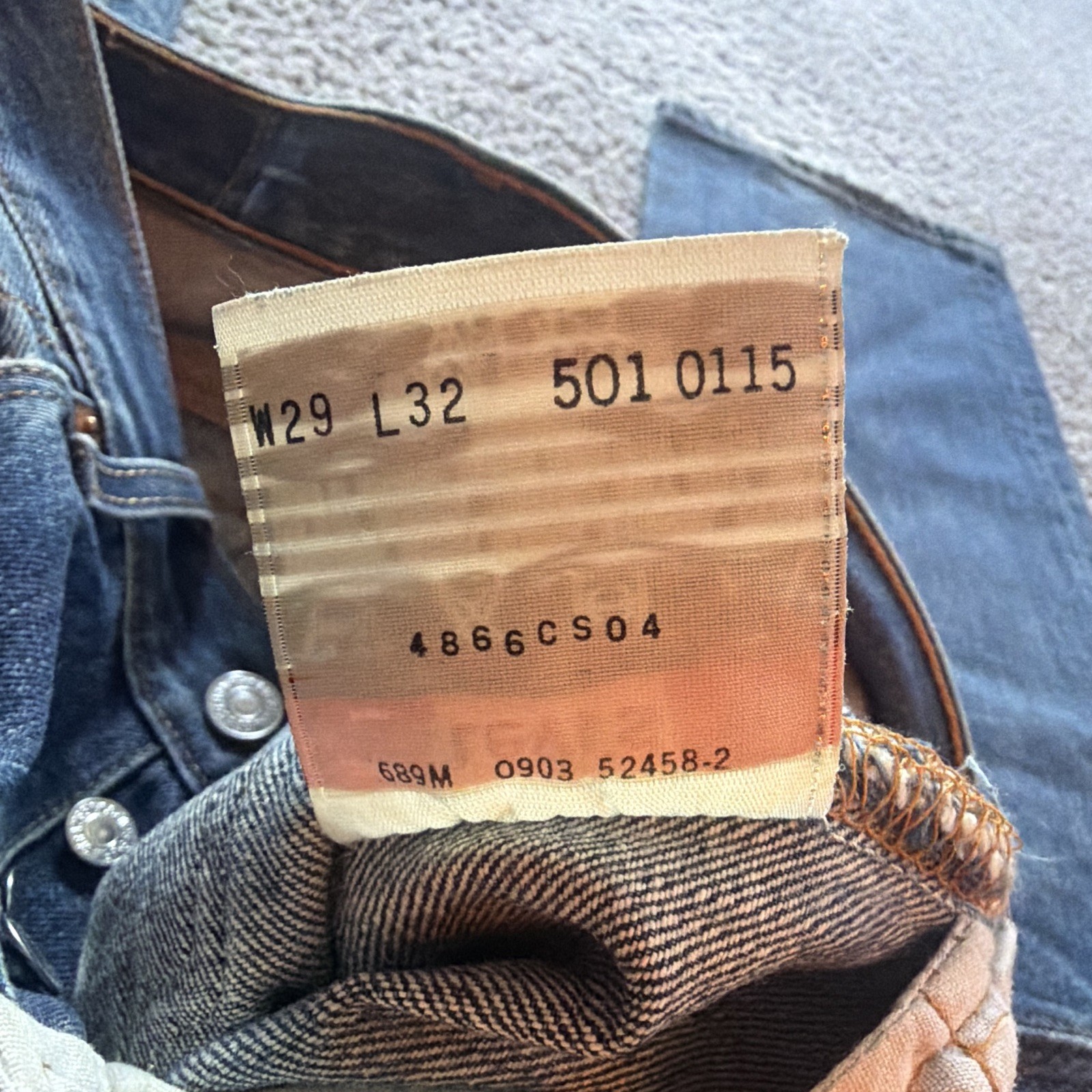 Levi’s 501 0115 Original Fit Button Fly Jeans Men’s 29×32 Distressed 100% Cotton