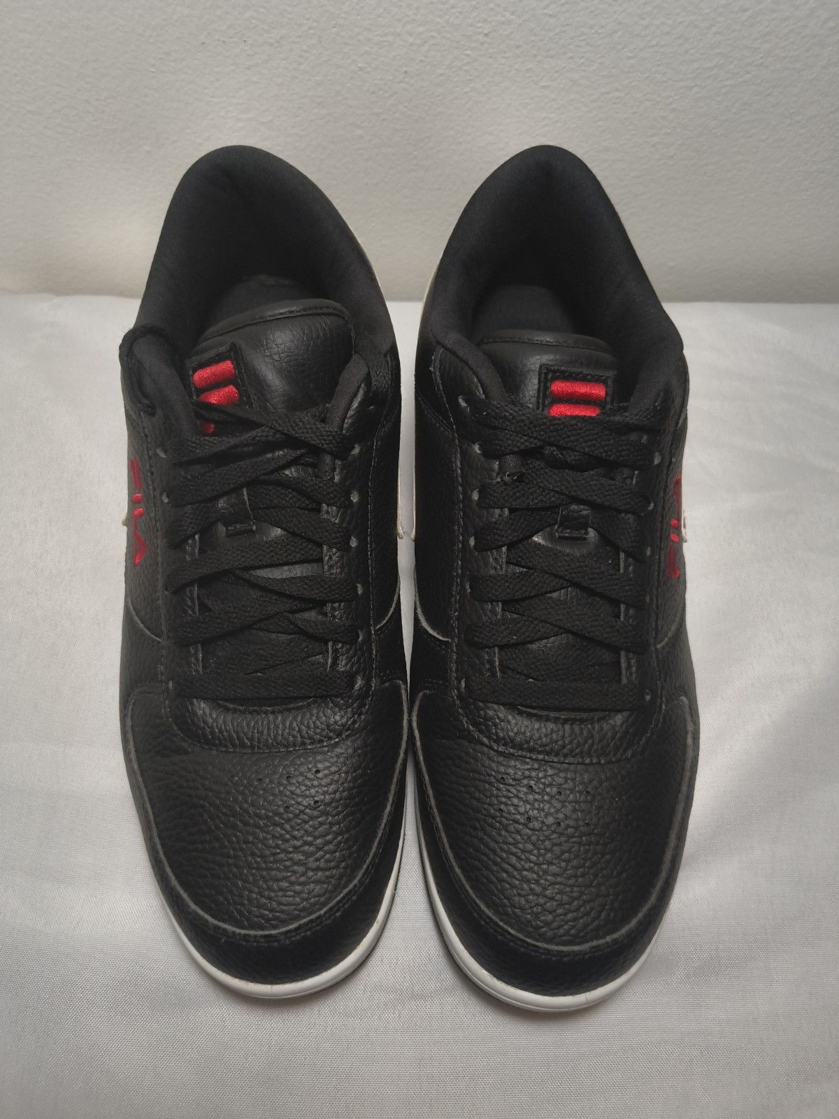 Fila A-Low Top Black Red White Sneakers Size 11.5 Men’s Basketball Shoes (Used)