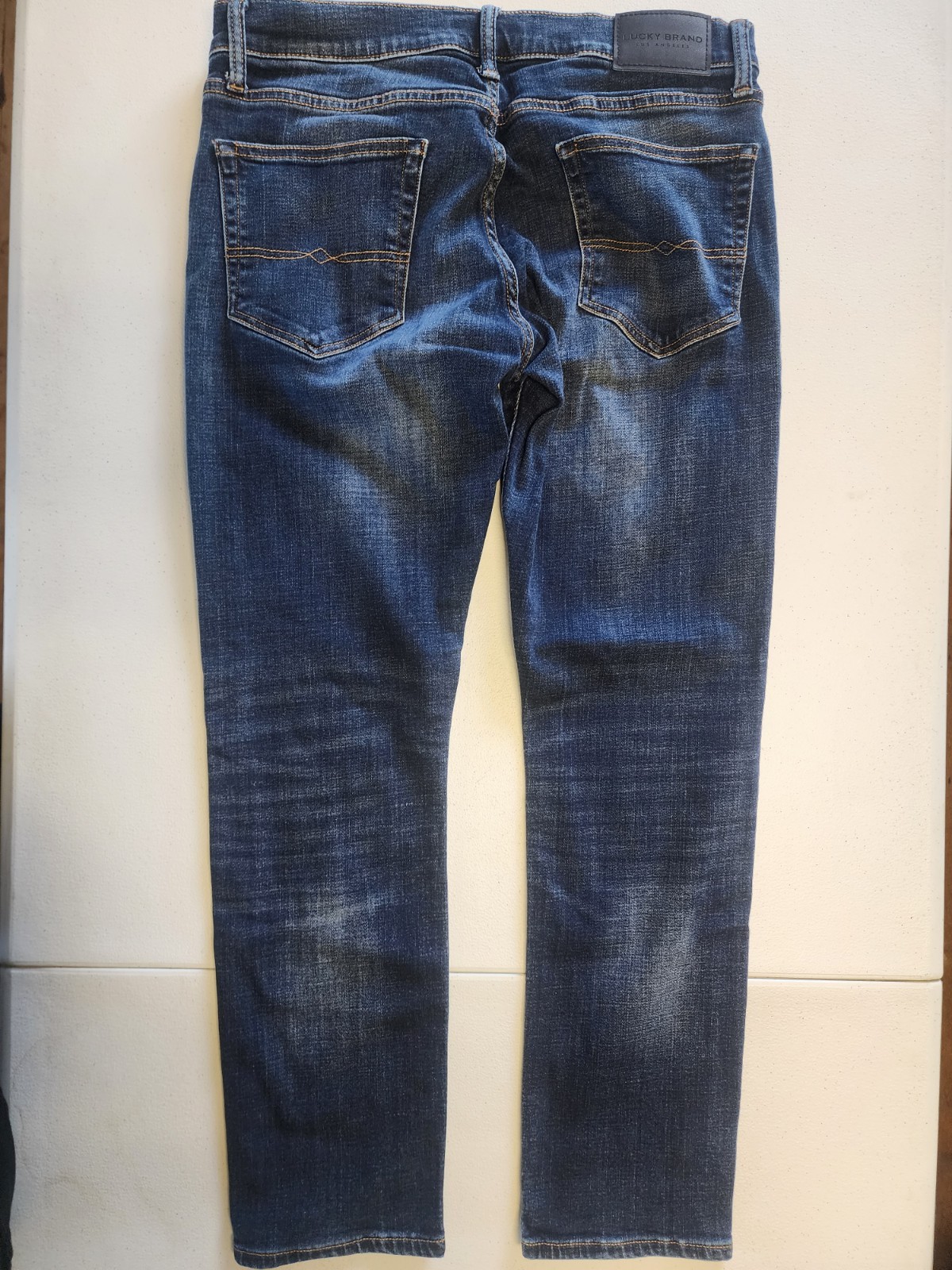 Lucky Brand 410 Athletic Slim Fit Men’s Jean – Parivale, 32×30